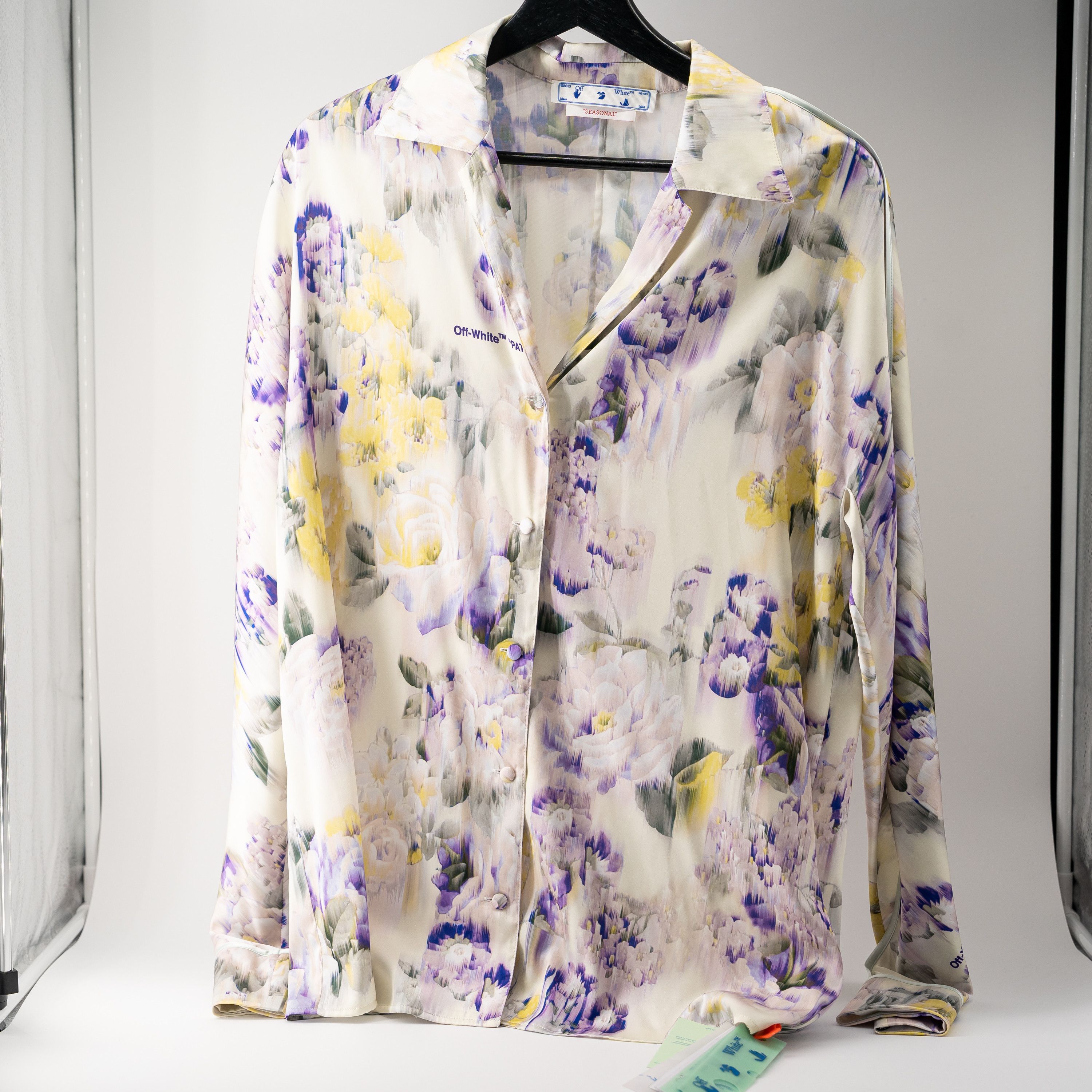 Off-White size M Off-White Satin Floral Print Shirt Pajama us 6 IT 42 Size M / US 6-8 / IT 42-44 - 5 Thumbnail
