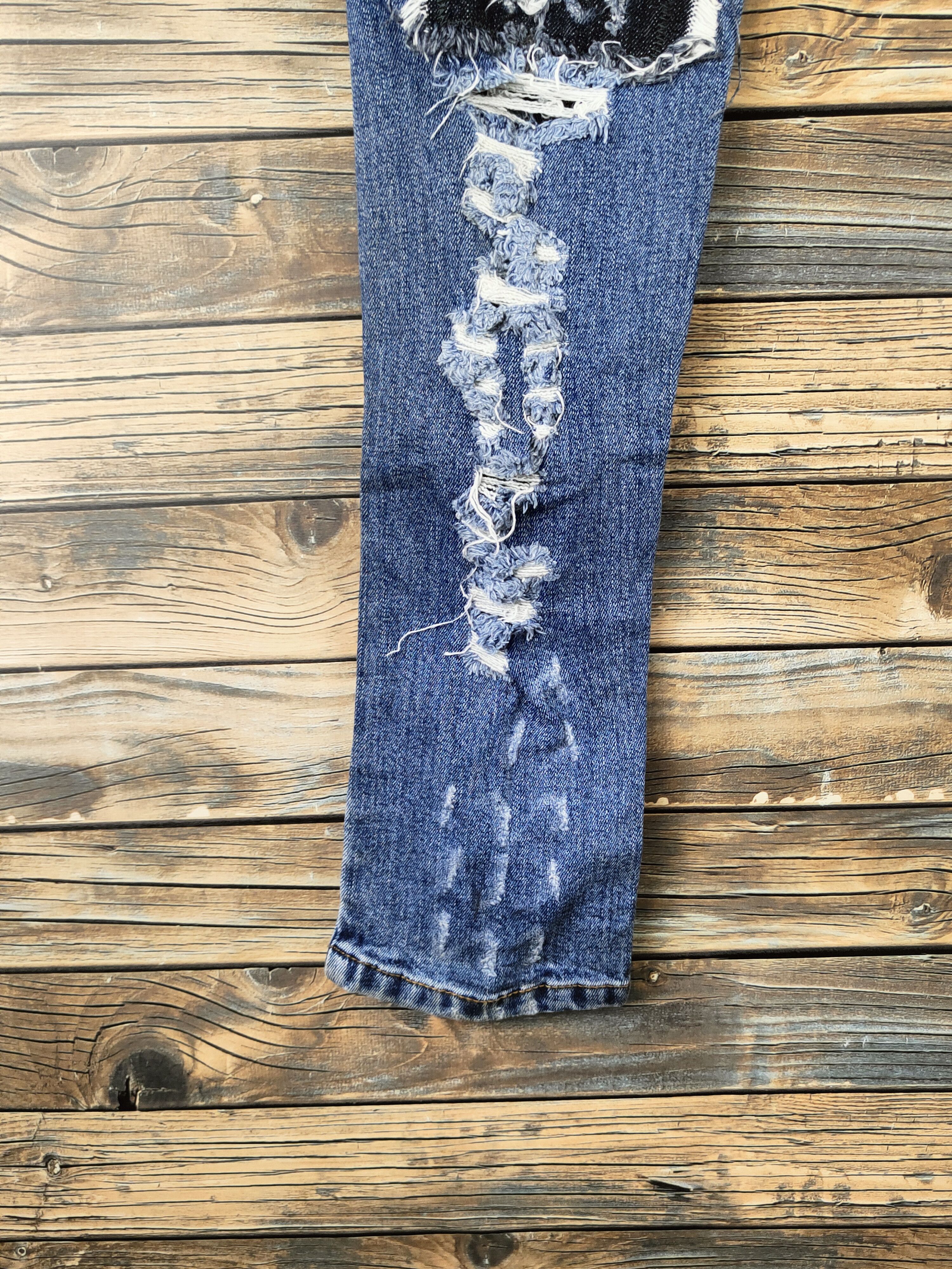 Cheap Monday DL Cheap Monday Blue Distressed Ripped Jeans #46-780 Size US 26 / EU 42 - 10 Thumbnail