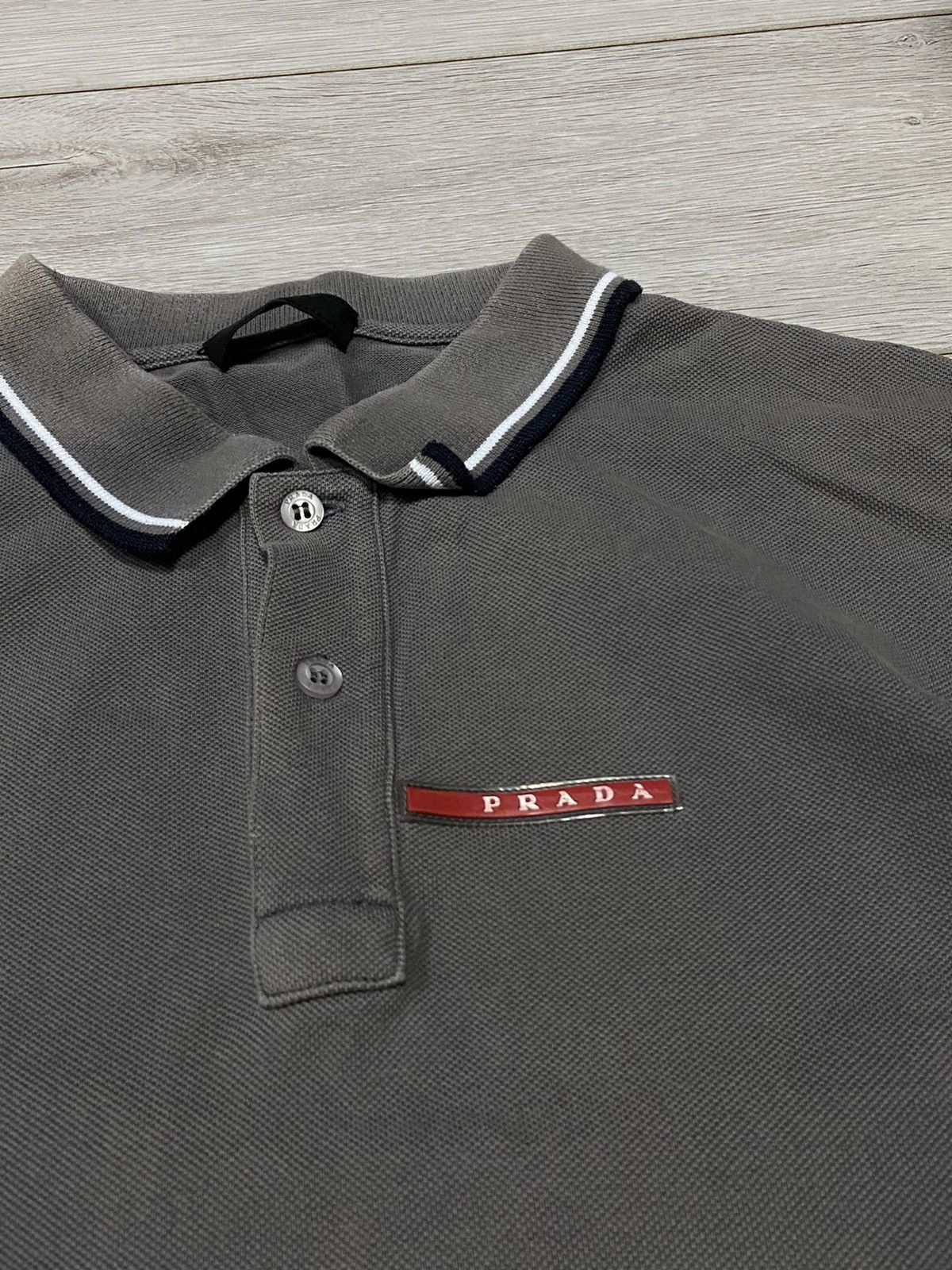 Prada Prada red tab vintage polo Size US XL / EU 56 / 4 - 2 Thumbnail