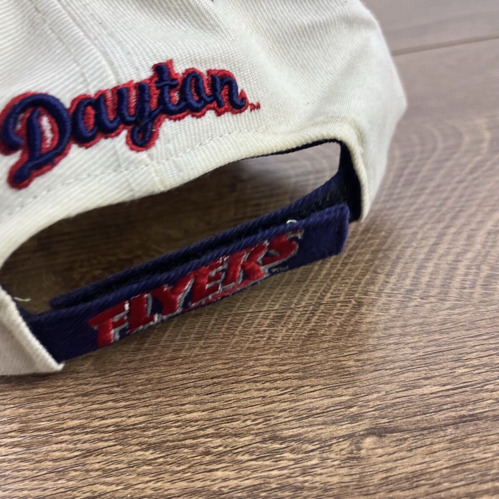Other Dayton Flyers Hat White Cap UD Flyers Hat Adjustable Hat Whi Size ONE SIZE - 11 Thumbnail