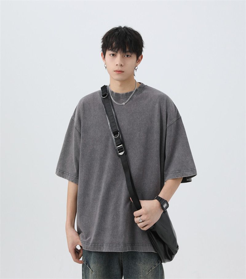 Japanese Brand × Vintage Vintage Crewneck Short Sleeve T-Shirt Size US S / EU 44-46 / 1 - 3 Thumbnail
