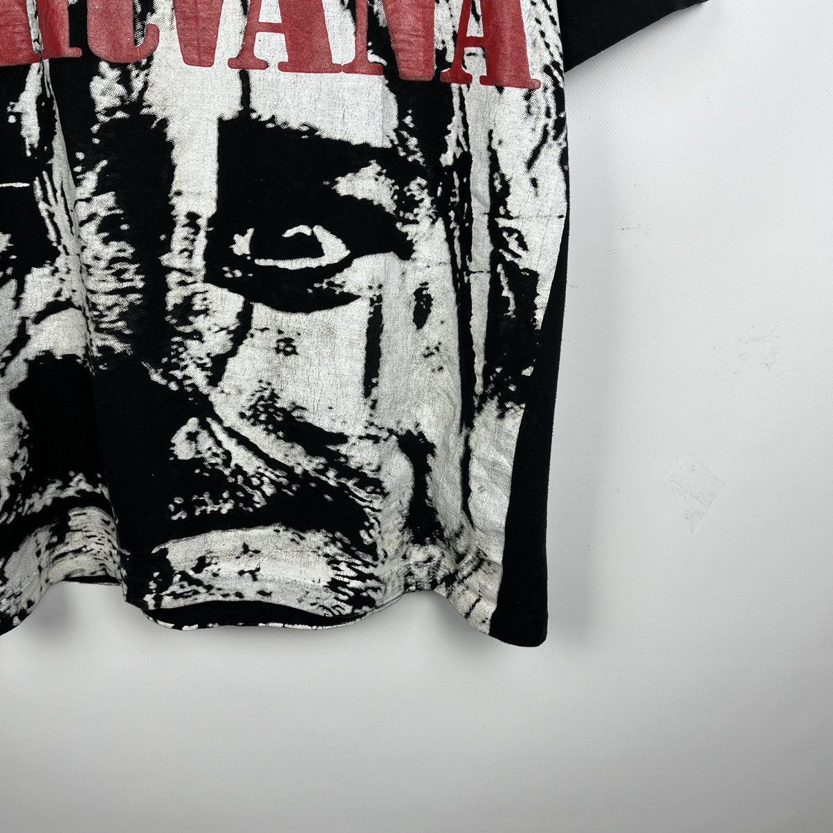 Band Tees Vintage Nirvana In Utero rare All Over Print rock tee 90’s Size US M / EU 48-50 / 2 - 4 Thumbnail