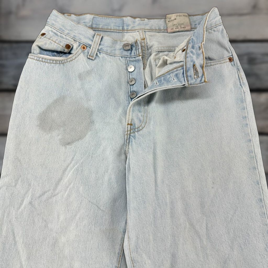 Levi's VINTAGE Levi's 501 Jeans Womens 11 Blue Straight Regular Light Wash Denim USA 90s Jeans Size 32" / US 10 / IT 46 - 1 Thumbnail