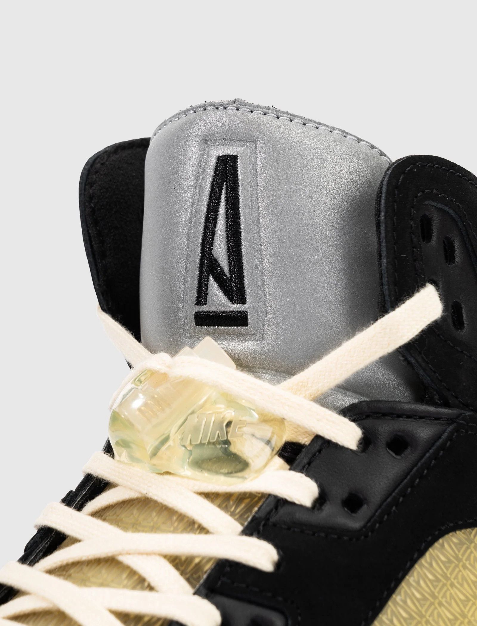 Jordan Brand Jordan 5 Retro A Ma Maniére Dusk Size US 12.5 / EU 45-46 - 8 Thumbnail