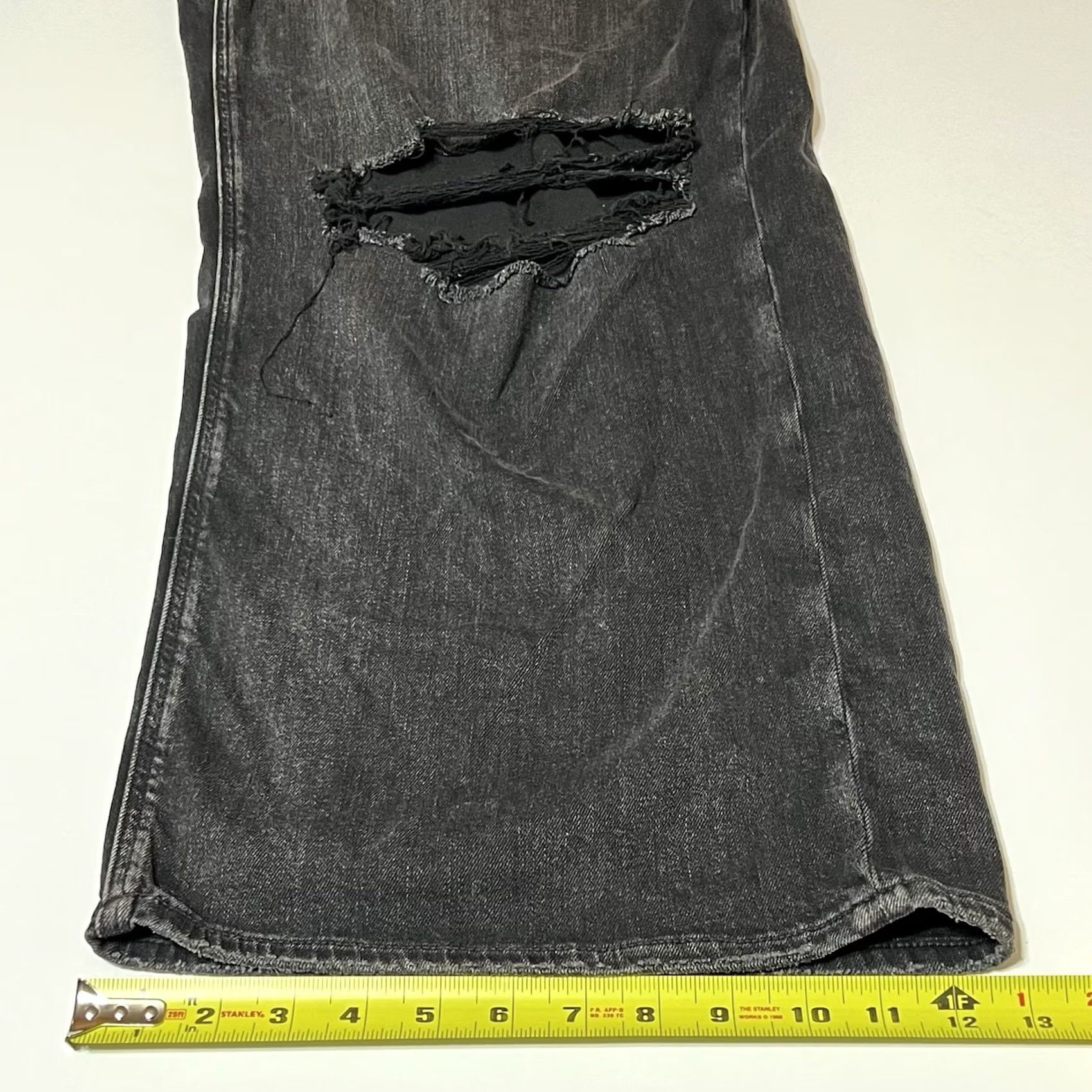 American Eagle Outfitters VINTAGE? No — American Eagle Outfitters Super High Rise Baggy Wide Leg Distressed Jeans 18 Reg 38x28 Black Women Jeans Distressed 90s Inspired? Size 40" / US 18 - 7 Thumbnail