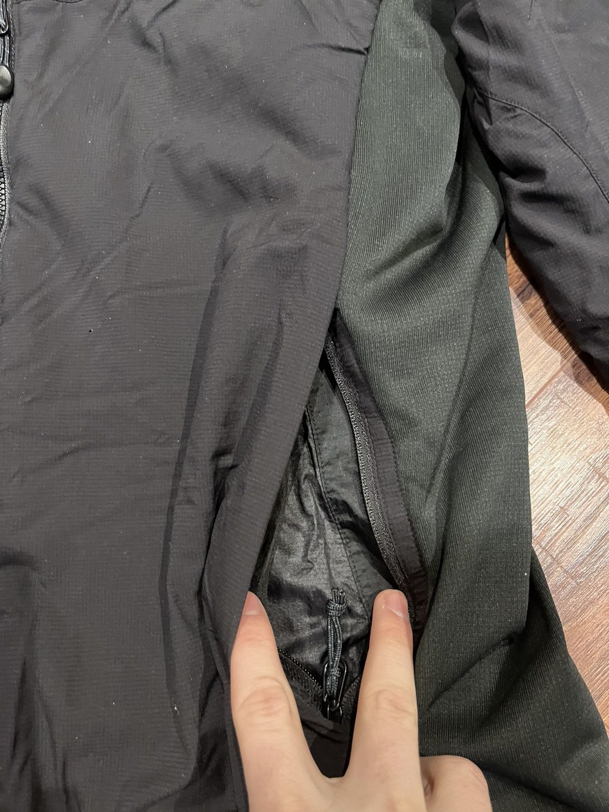 Arc'teryx Arcteryx Atom LT Black Full Zip Jacket Women’s XL Size XL / US 12-14 / IT 48-50 - 6 Thumbnail