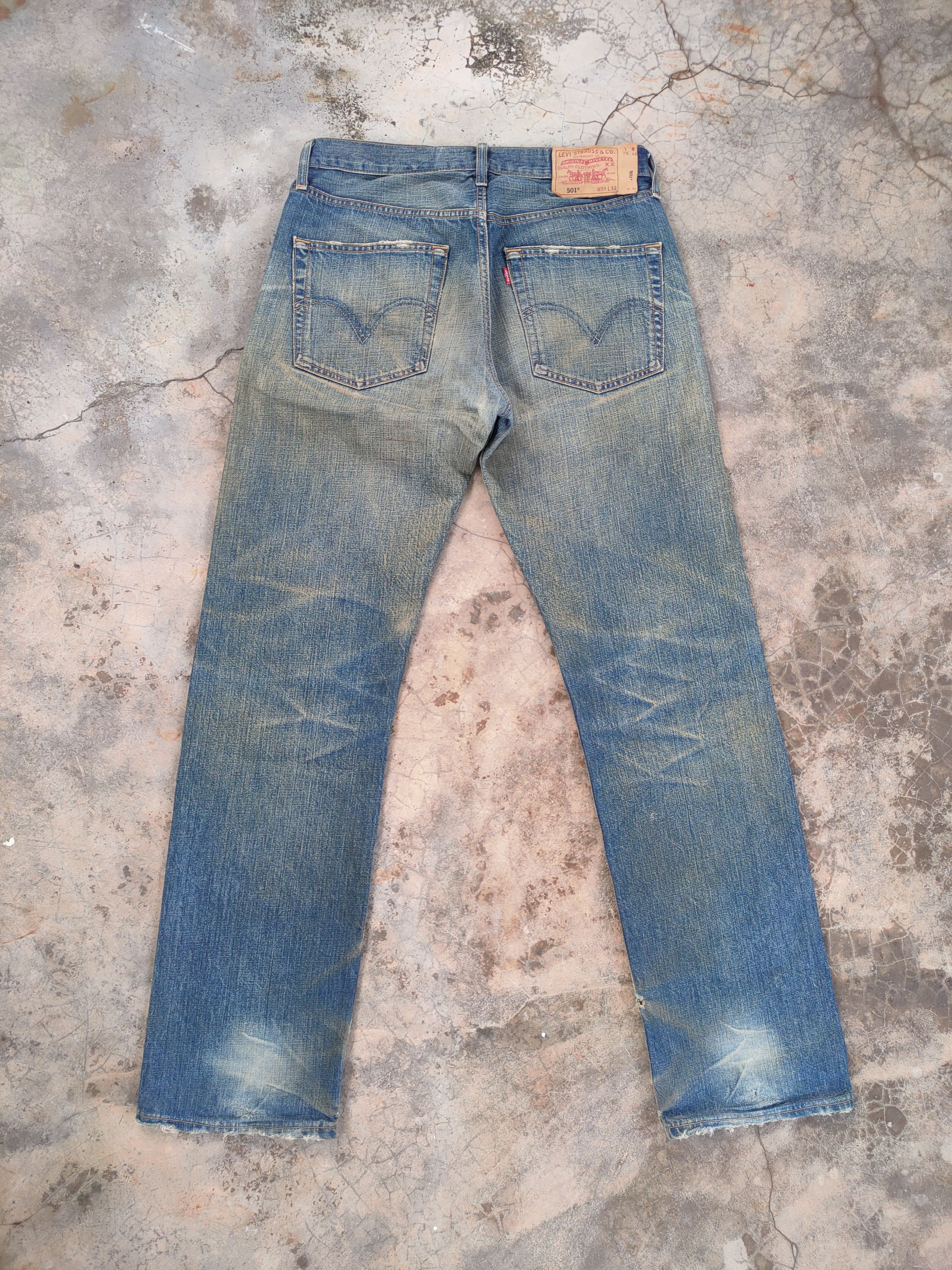 Levi's Vintage Clothing VINTAGE LEVI'S 501 FADED RUSTY DISTRESSED JEAN DENIM PANTS Size US 32 / EU 48 - 8 Thumbnail