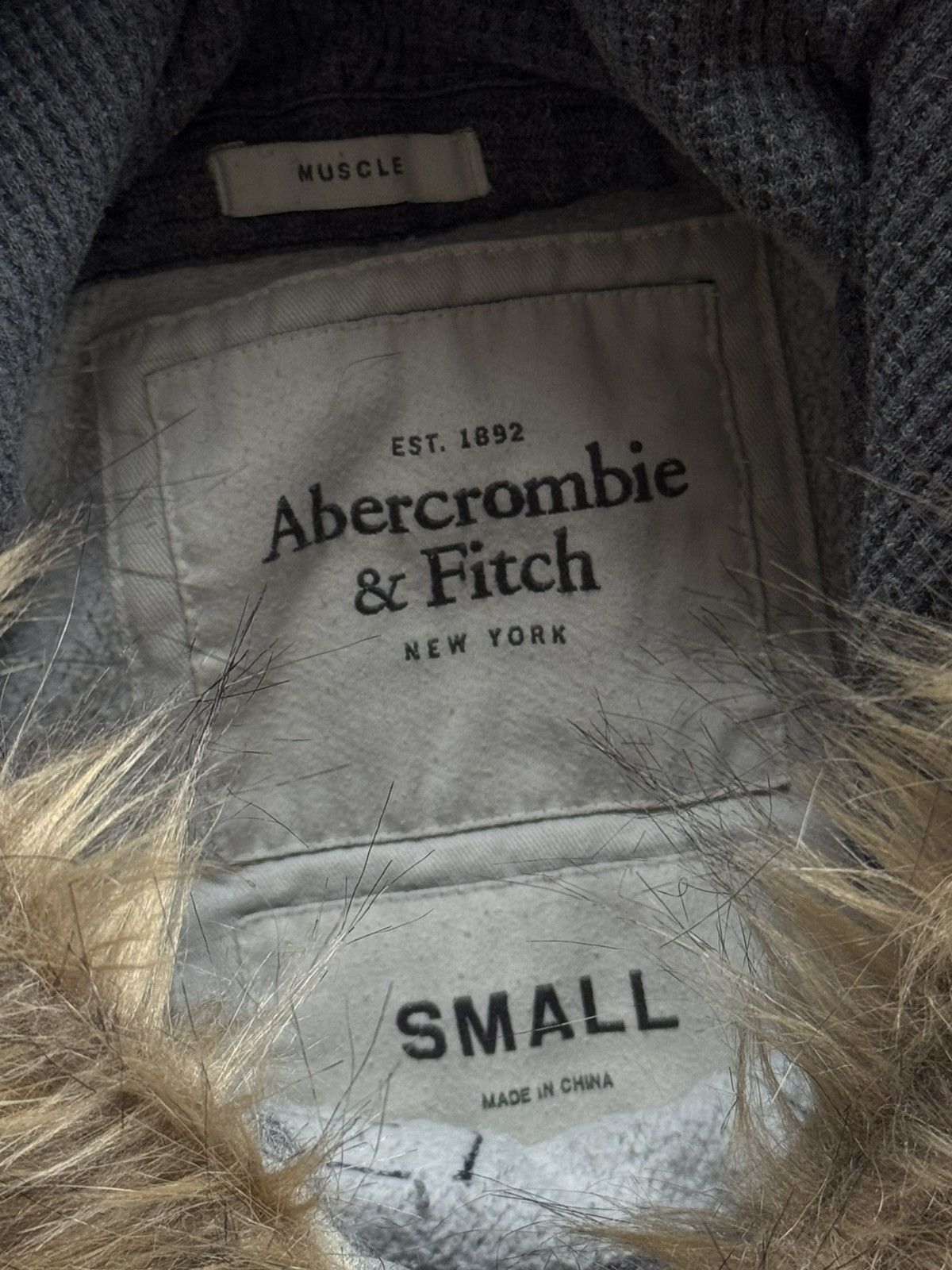 Abercrombie & Fitch Abercrombie & Fitch Y2K Fur Faux hoodie if six was nine LGB Size S / US 4 / IT 40 - 11 Thumbnail