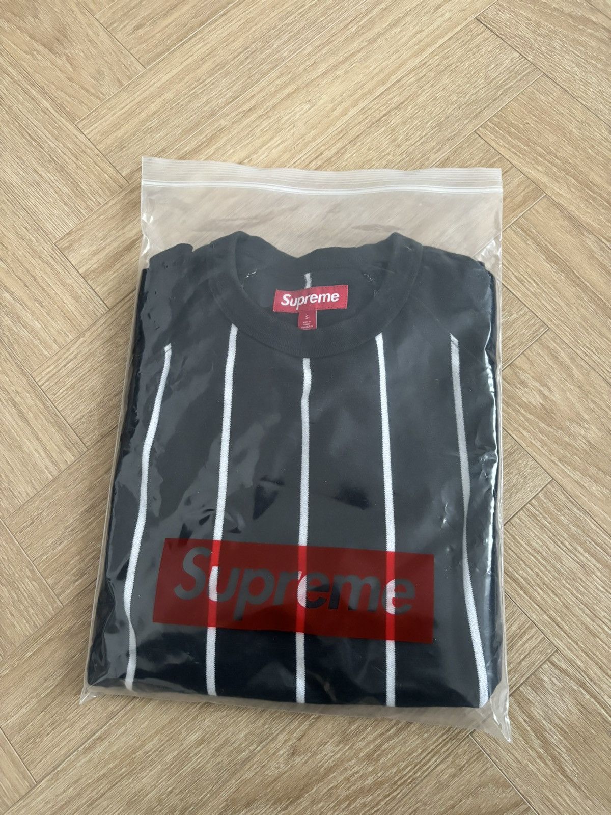Supreme Supreme stripe raglan l/s top Size US S / EU 44-46 / 1 - 6 Thumbnail