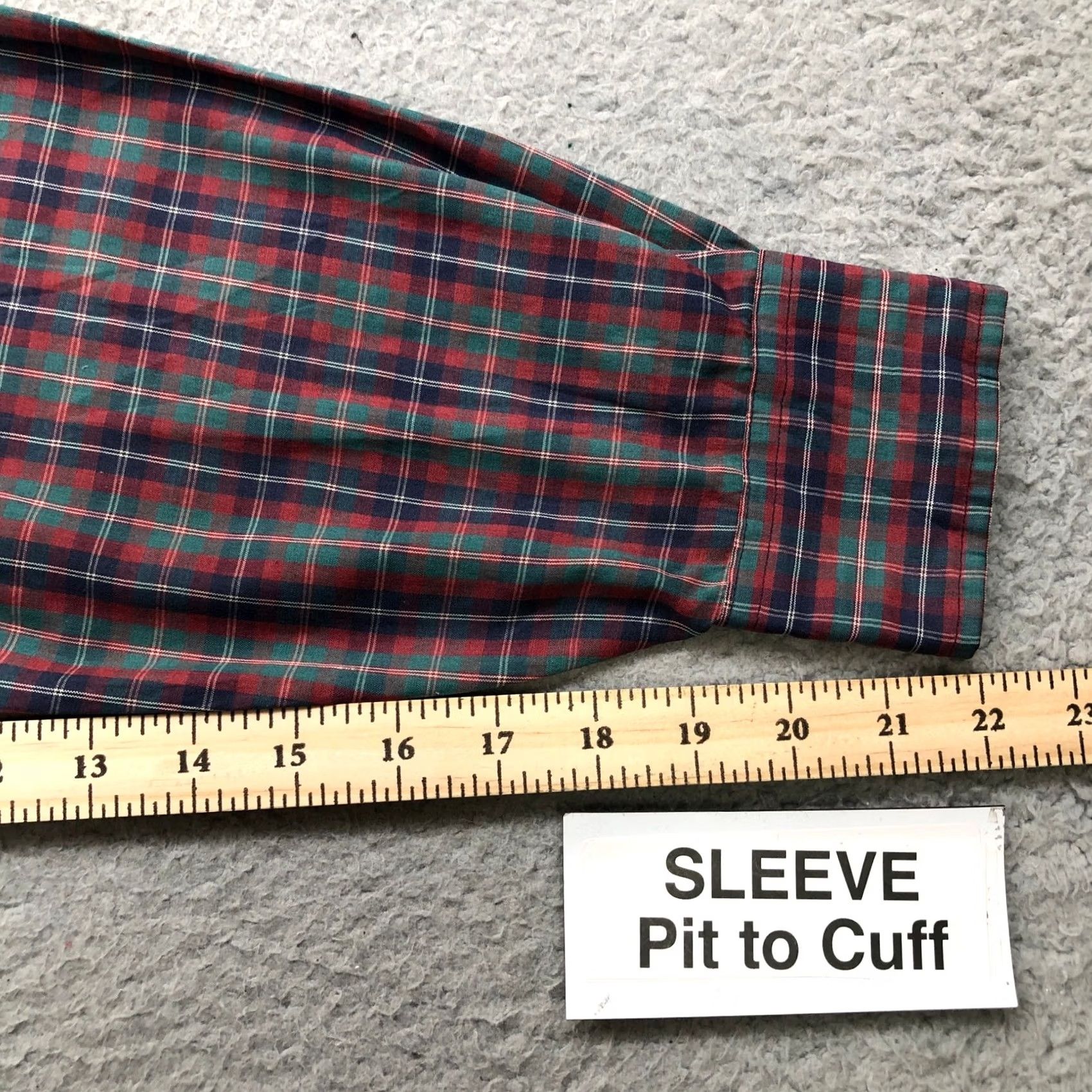 Vintage VINTAGE LL Bean Shirt Plaid Flannel Button-Up Long Sleeve Men L Red Size US L / EU 52-54 / 3 - 7 Thumbnail