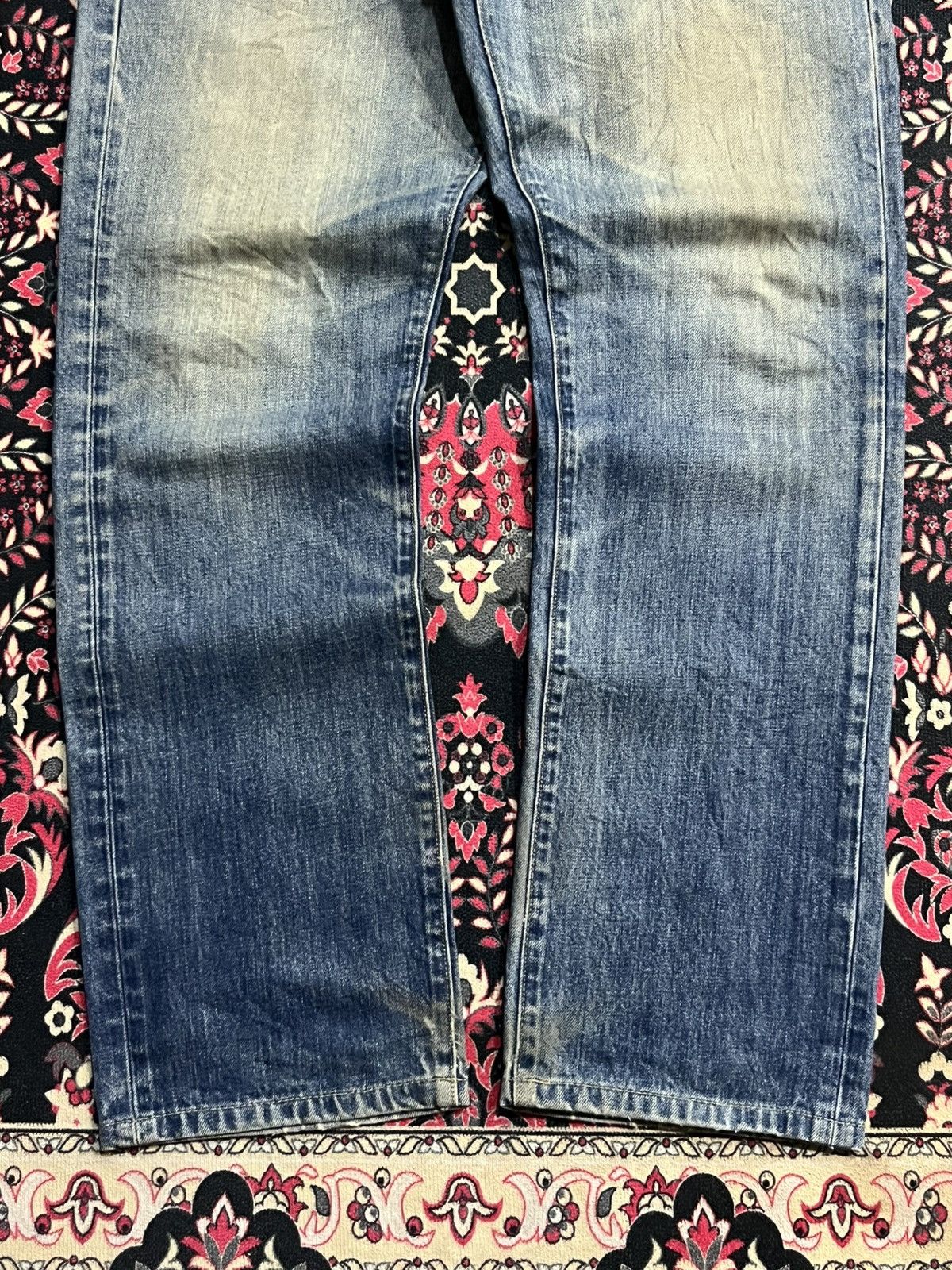 Undercover × Uniqlo Vintage Y2K Uniqlo Blue Faded Washed Straight Leg Jeans Size US 32 / EU 48 - 9 Thumbnail