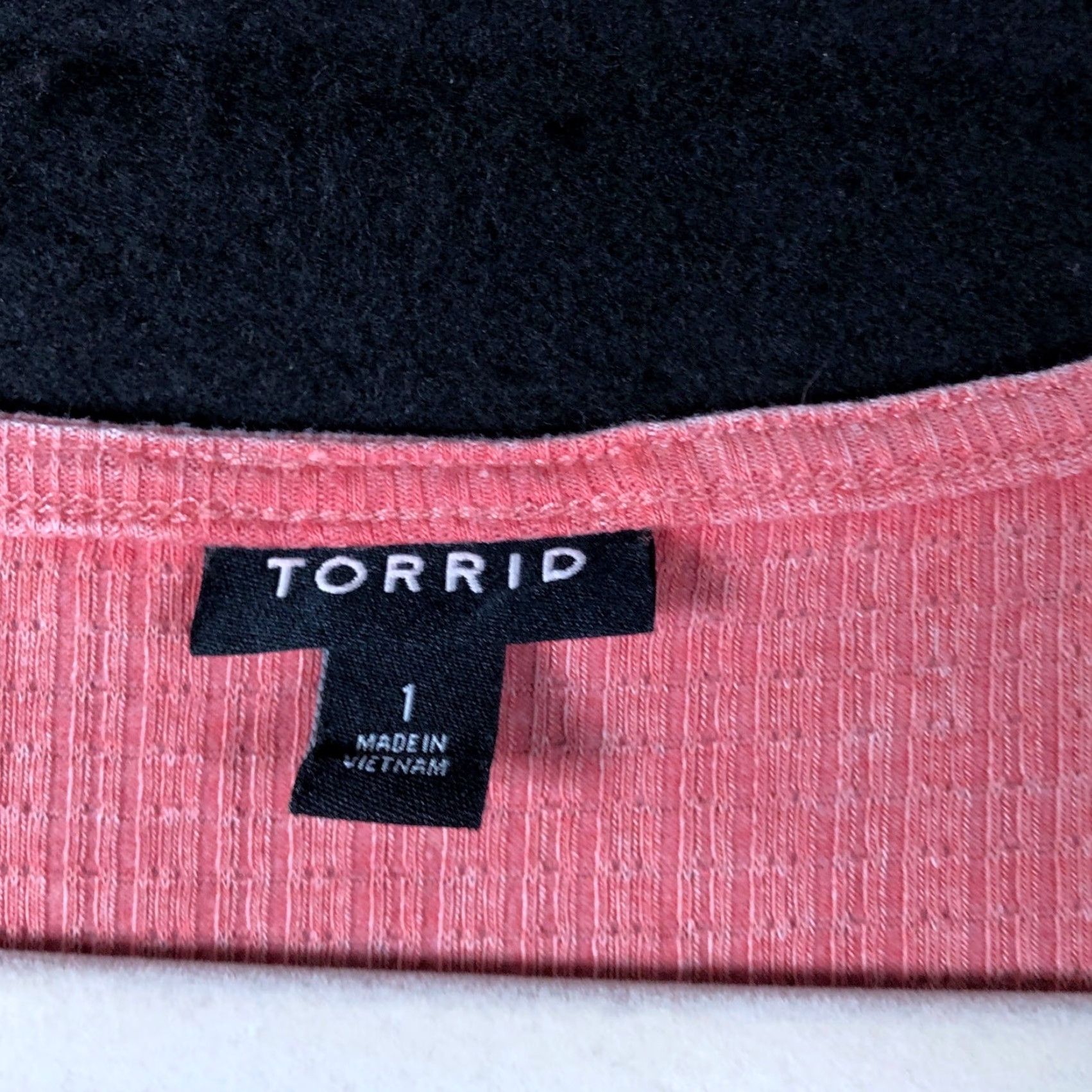 Torrid Torrid Blouse Women Pink Scoop Neck Button Down Sleeveless Stretch 1 Plus Size Casual Workwear 90s? Size XS / US 0-2 / IT 36-38 - 6 Thumbnail