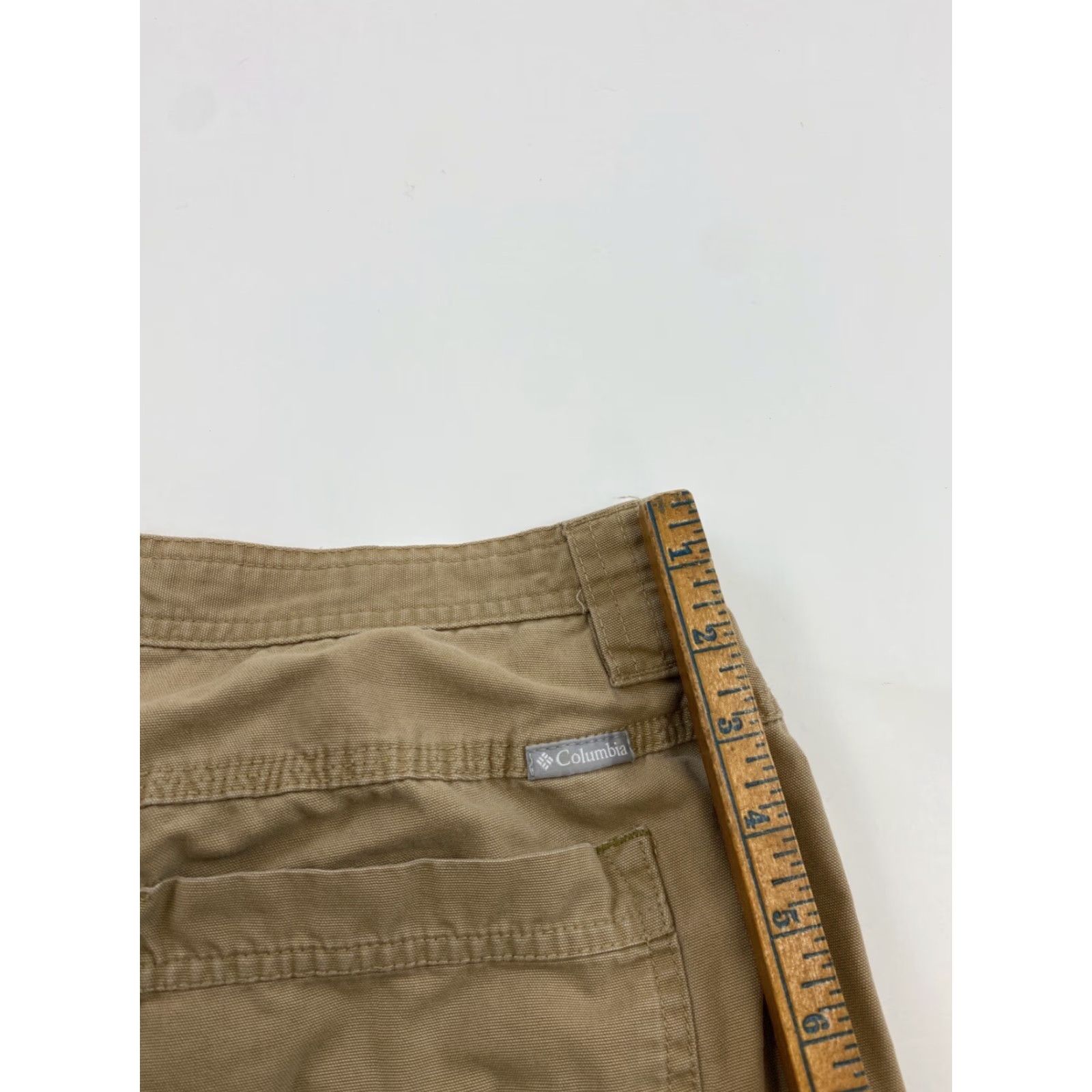 Vintage Columbia Cargo Shorts Mens 32 Khaki Brown Cargo Outdoor Mens 32 Brown Size US 32 / EU 48 - 6 Thumbnail