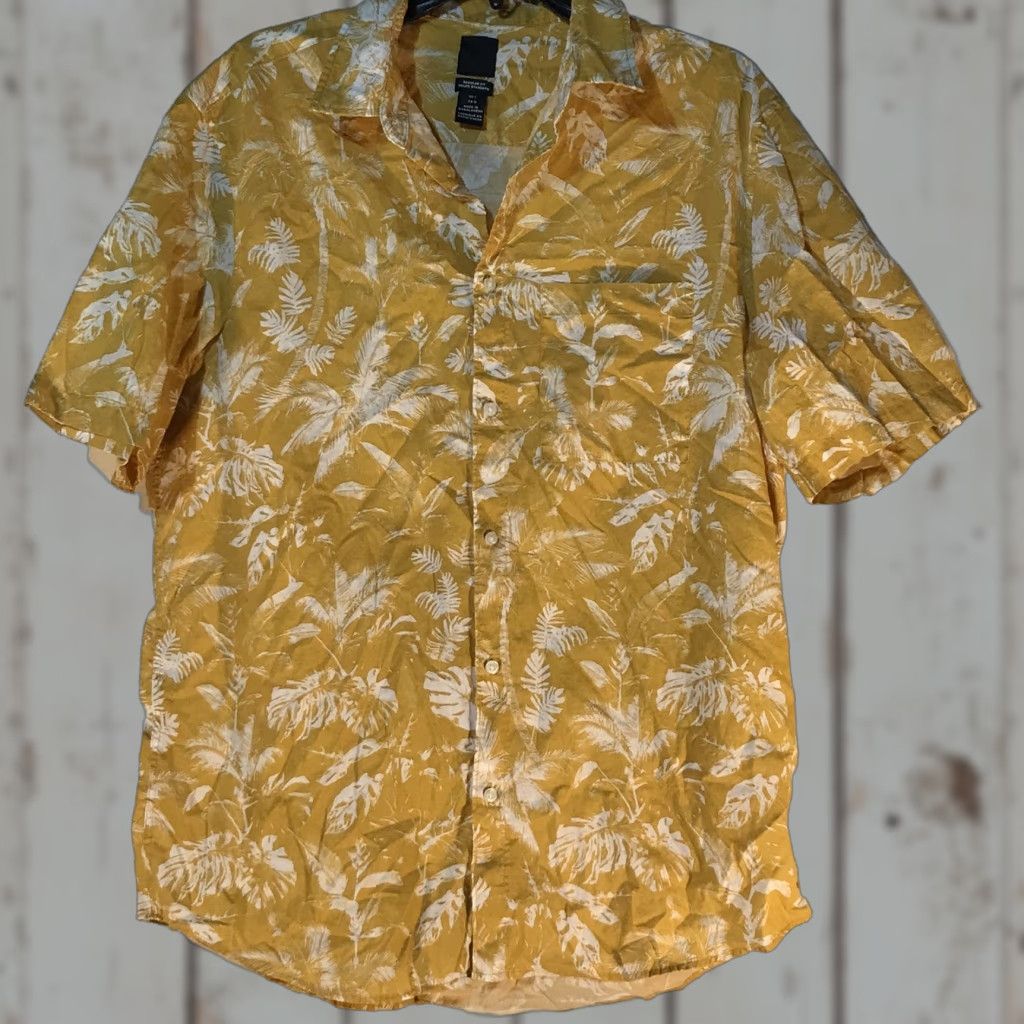 H&M H&M Mustard Hawaiian Shirt Men Short Sleeve Floral Casual Summer Size Large Size US L / EU 52-54 / 3 - 1 Thumbnail