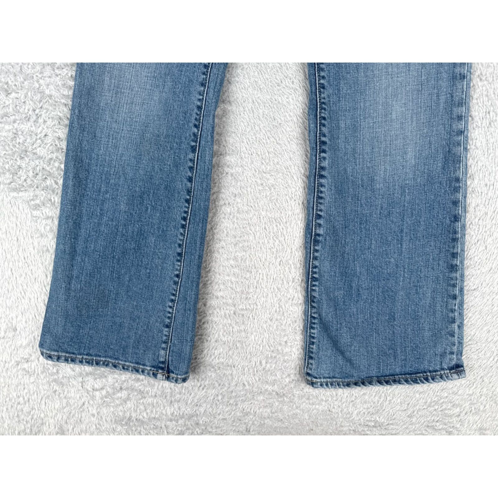 Gap GAP Jeans Womens 6 Blue Denim Flared Light Wash 29x27 Regular Stretch City 5-Pocket Womens Jeans Size 28" / US 6 / IT 42 - 2 Thumbnail