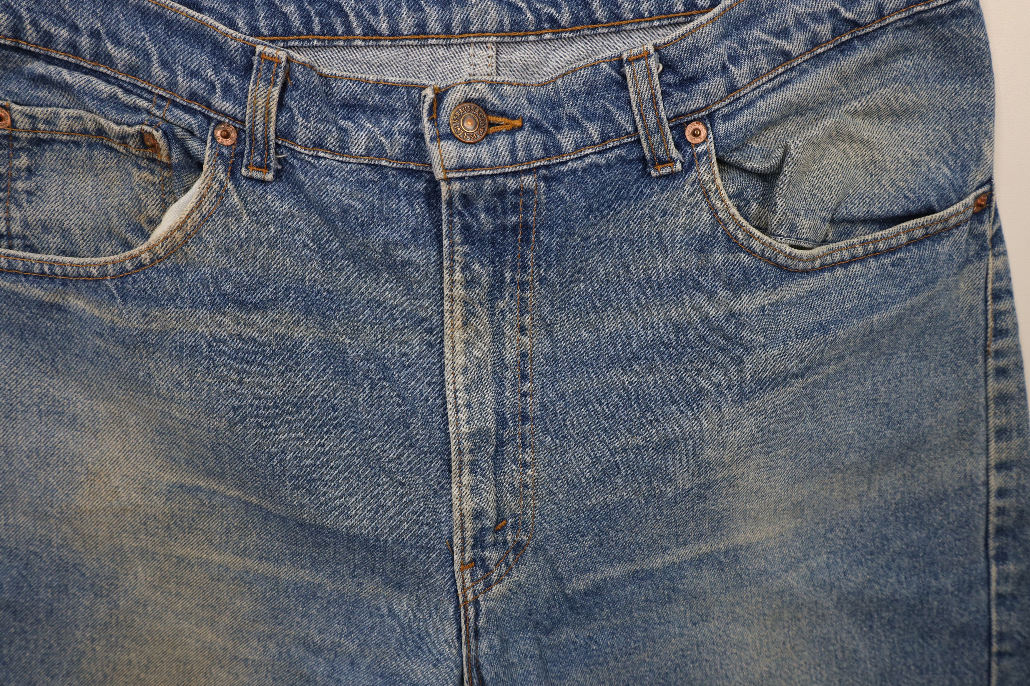 Levi's × Vintage Vintage 90s Levis 550 Relaxed Tapered Leg Jeans Blue USA Size US 36 / EU 52 - 7 Thumbnail