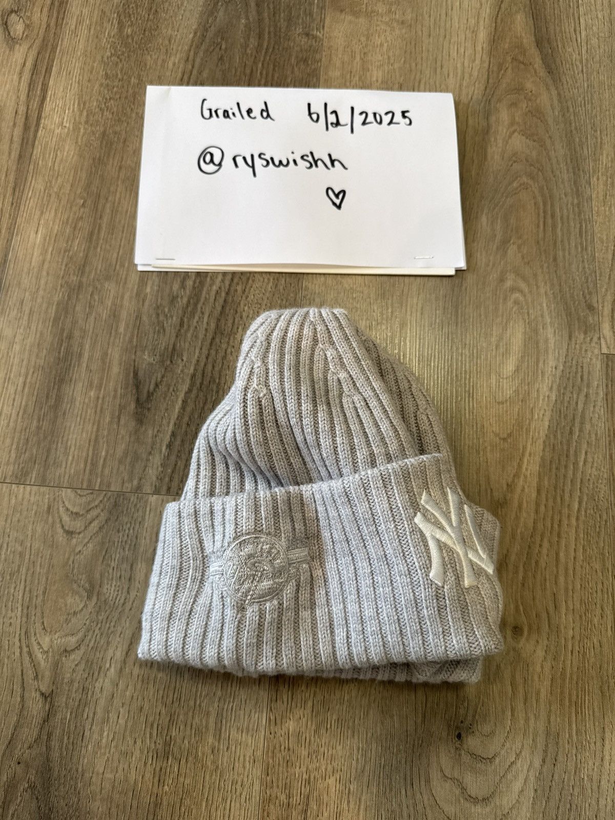 Kith Kith New York Yankees New Era Beanie Size ONE SIZE - 2 Thumbnail