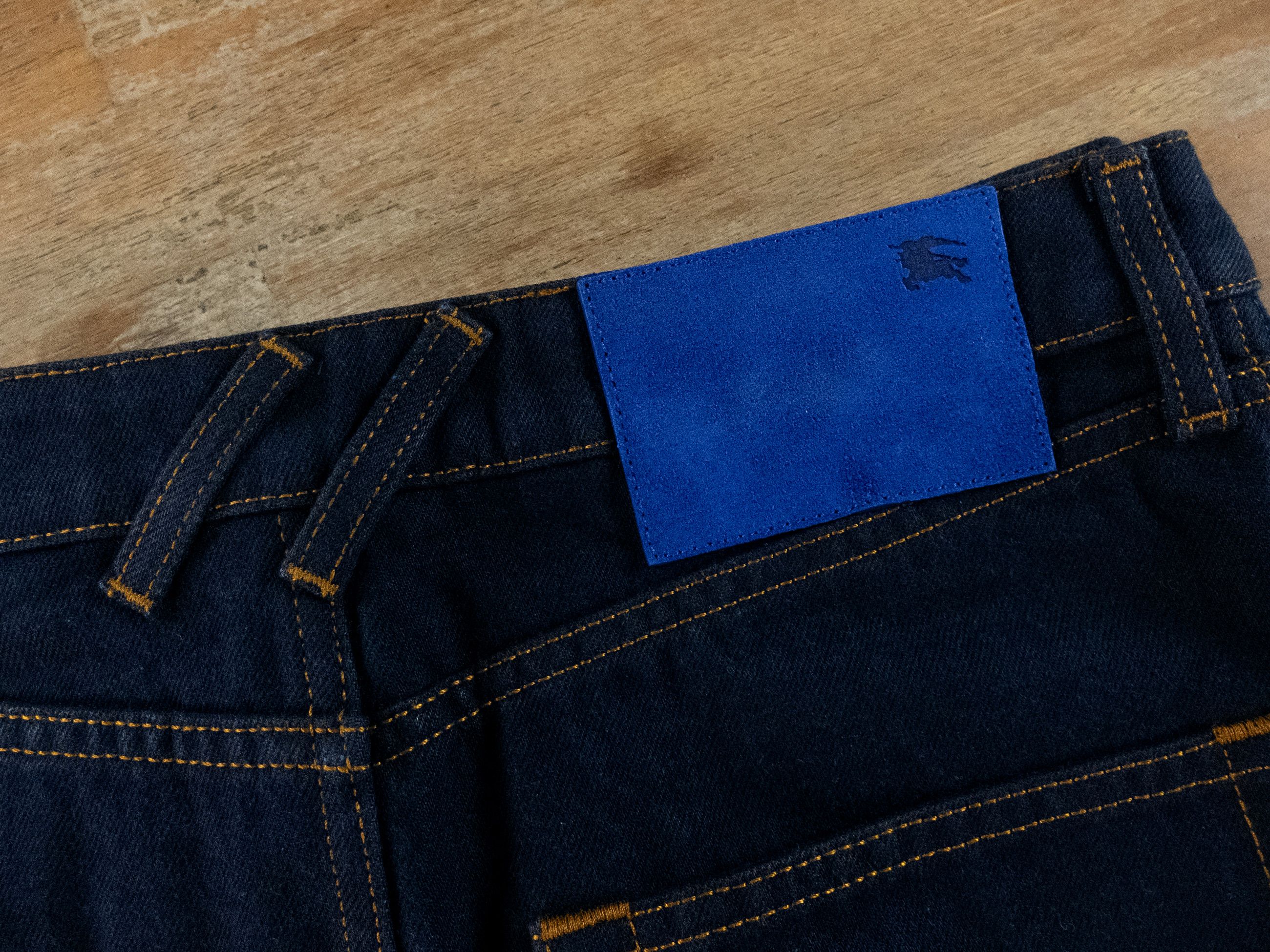 Burberry BURBERRY heavyweight navy blue Japanese denim mini skirt Size 28" / US 6 / IT 42 - 13 Thumbnail