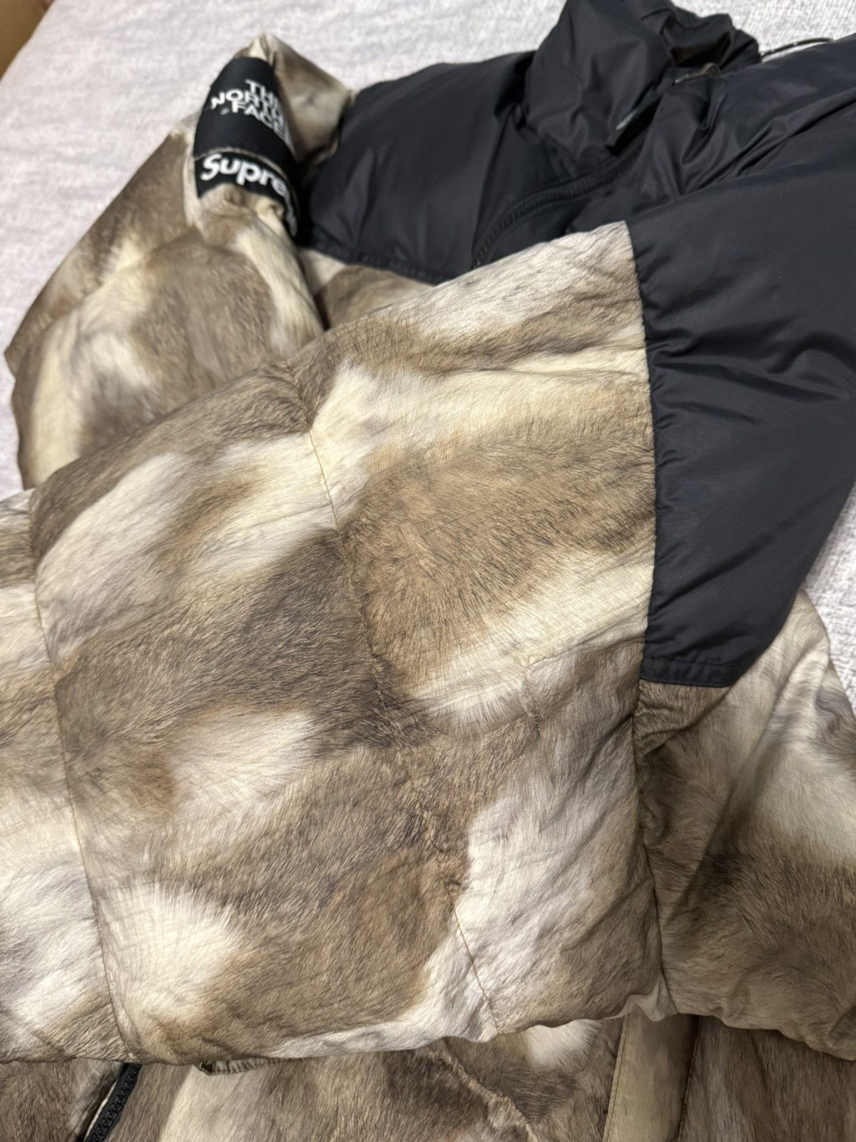 Supreme × The North Face Supreme tnf North face Fur print nuptse jacket Size US L / EU 52-54 / 3 - 12 Thumbnail