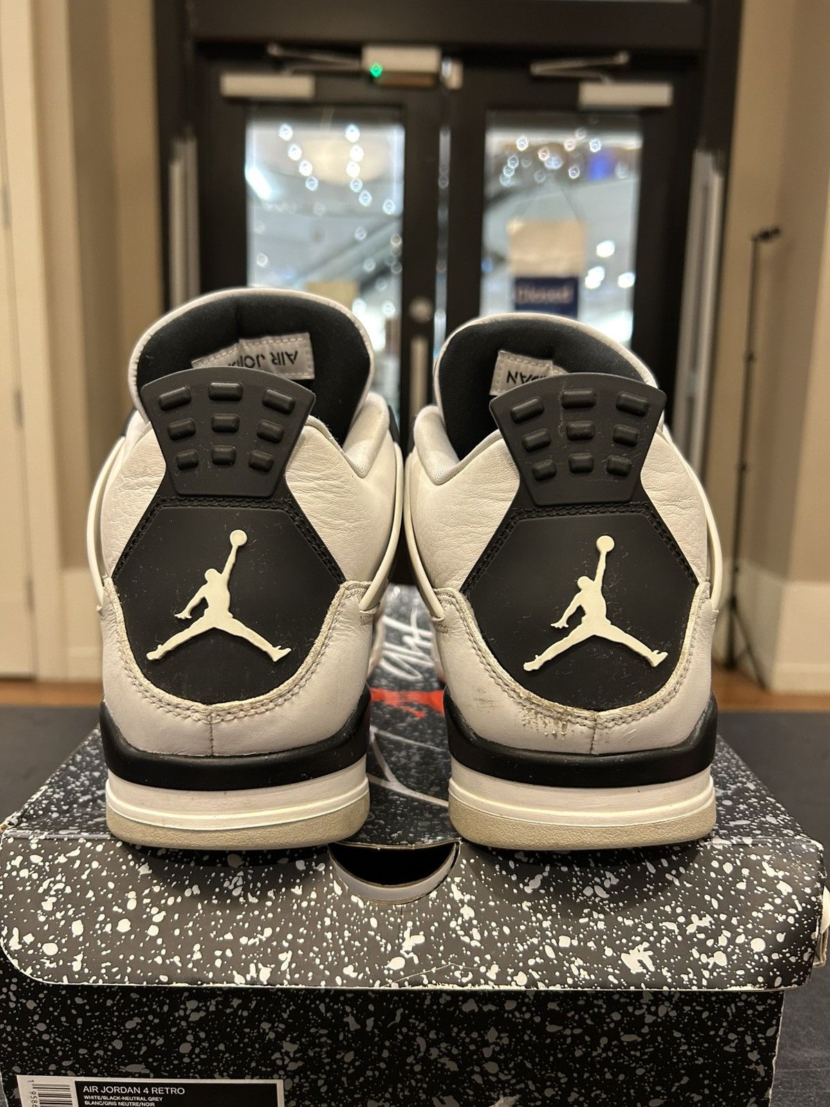 Jordan Brand Jordan 4 Retro ‘Military Black’ Size US 10.5 / EU 43-44 - 3 Thumbnail