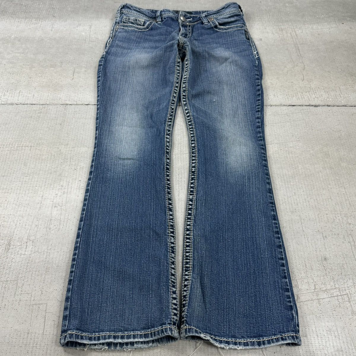 Vintage VTG Y2K Silver Jeans Co Wide Leg Flared Jeans Size US 30 / EU 46 - 1 Thumbnail