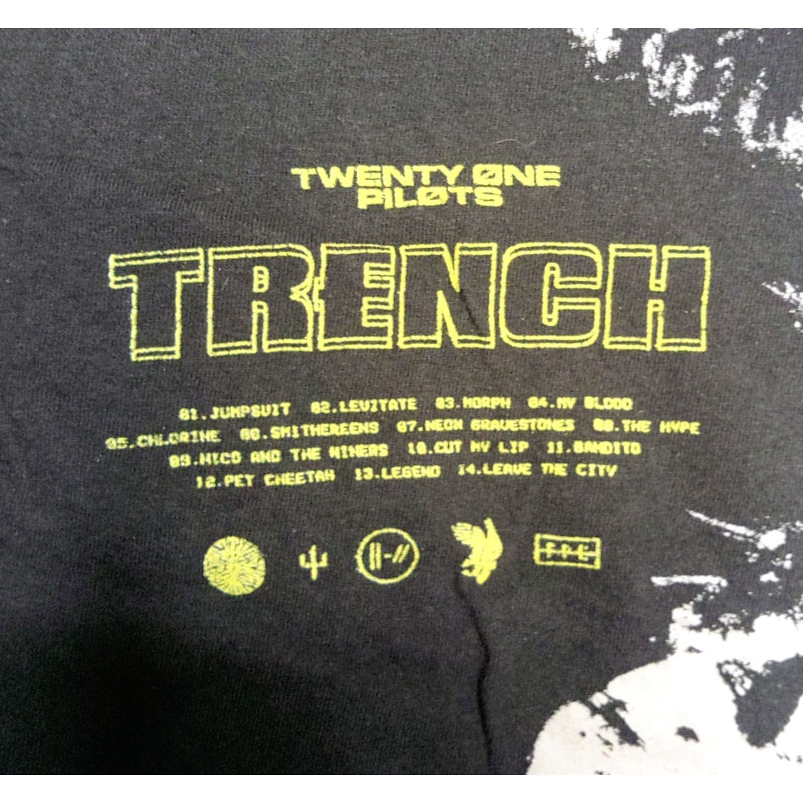 Tultex VINTAGE Twenty One Pilots Trench T-shirt Mens Adult Medium Black Concert Band Shirt Graphic Tee Size US M / EU 48-50 / 2 - 3 Thumbnail