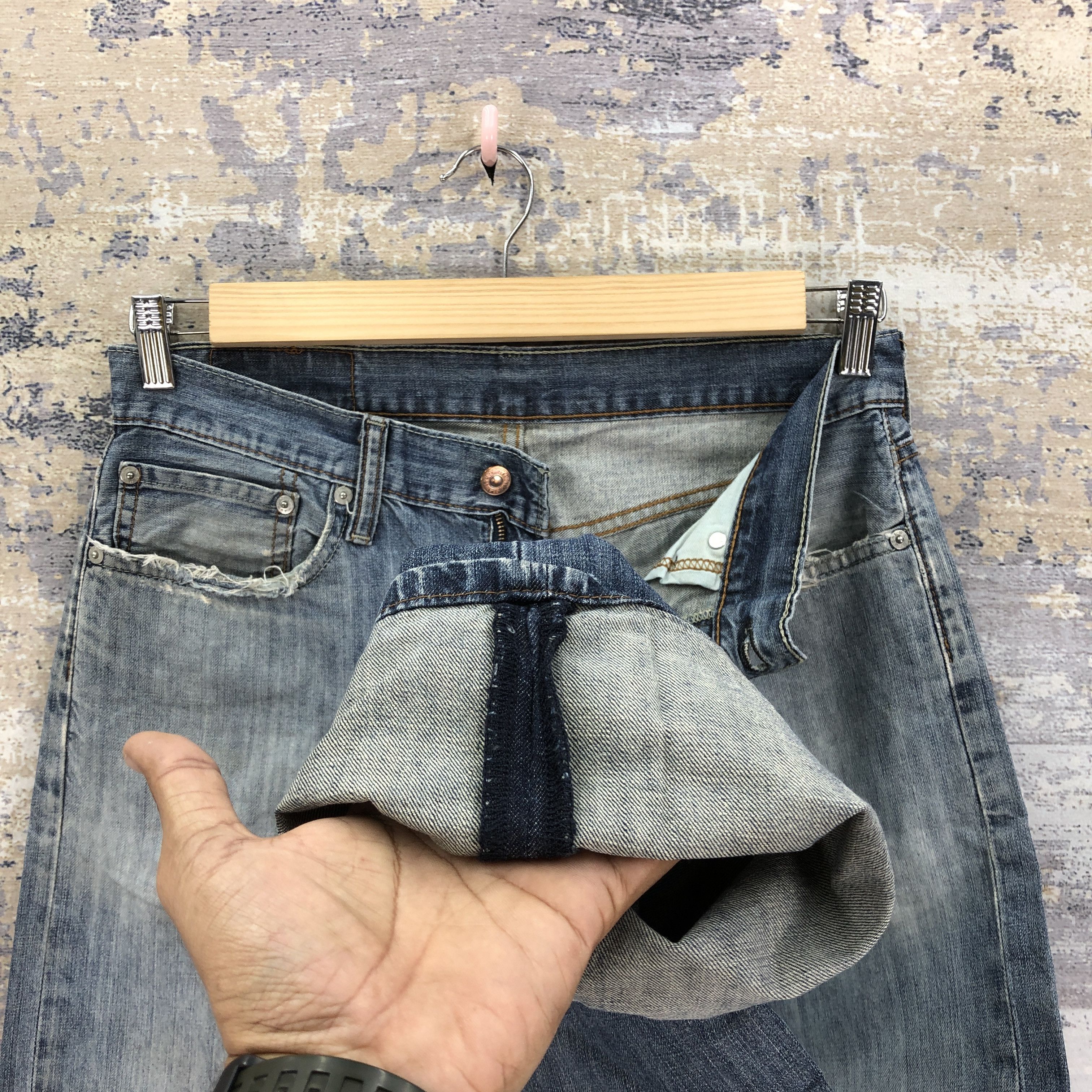 Levi's Vintage Y2K Levis Faded Ripped Jeans Levi's Light Wash Denim Size US 30 / EU 46 - 8 Thumbnail