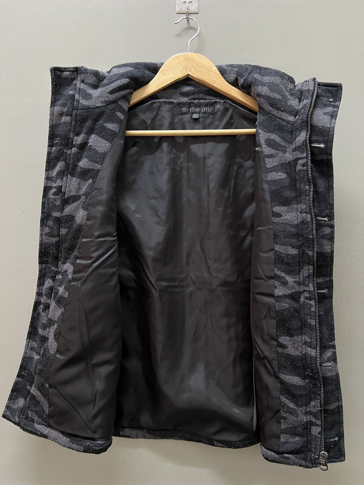 If Six Was Nine 2000's Dark Camo Vest Jacket Size US L / EU 52-54 / 3 - 4 Thumbnail
