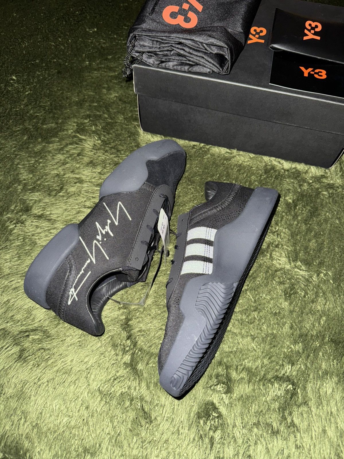 Y-3 [US 6] Y-3 Yohji Yamamoto YUNU Embroidered Logo Split-Toe Size US 6 / IT 36 - 4 Thumbnail