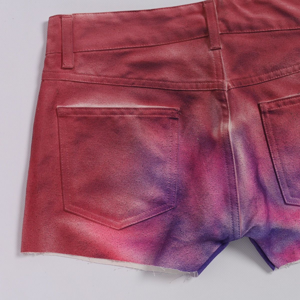 Bottega Veneta Bottega Veneta Tye Dye Multicolor Cropped Jeans Denim Shorts Size 27" / US 4 / IT 40 - 6 Thumbnail