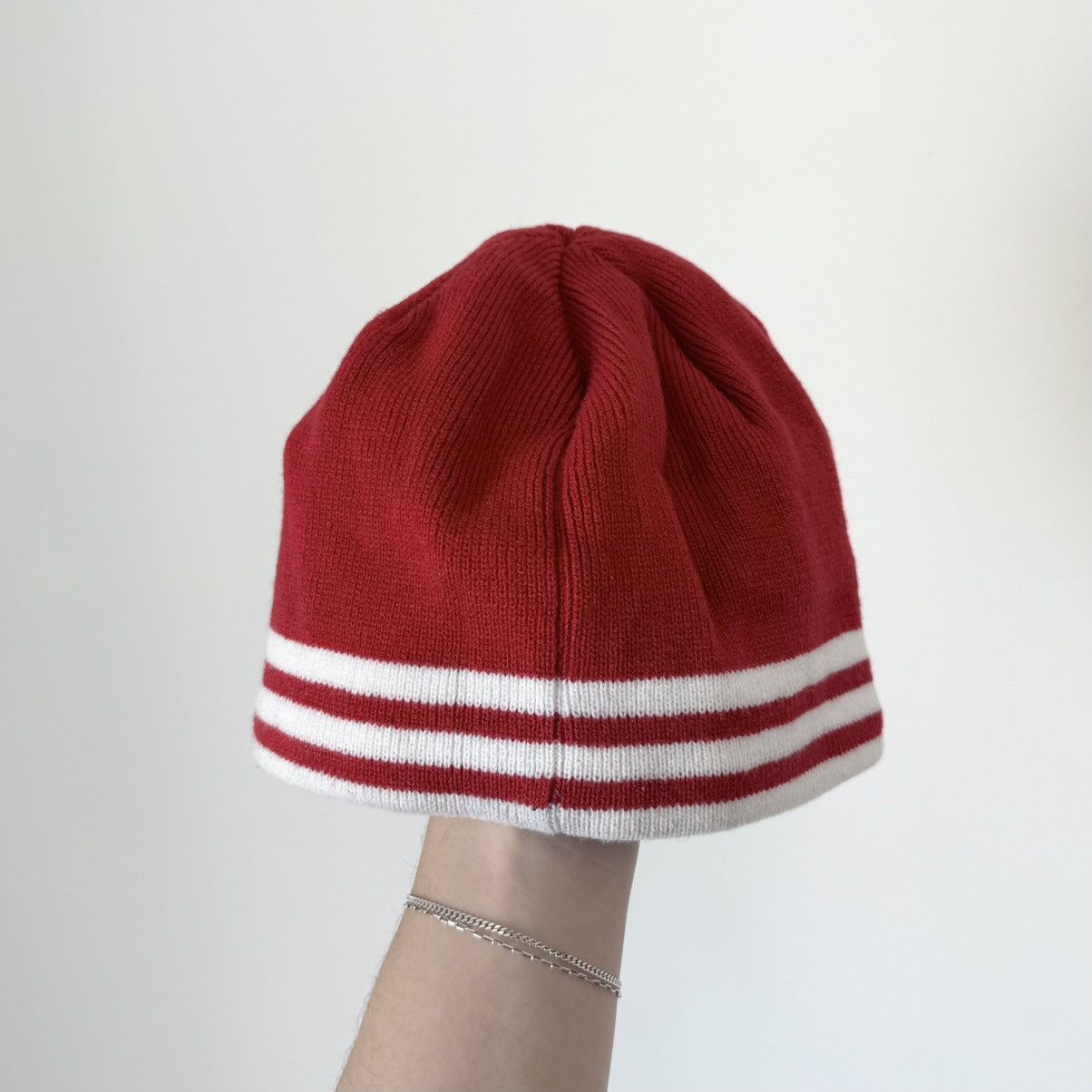Adidas Vtg 2000s Adidas Striped Knit Skully Beanie Red White Y2K Size ONE SIZE - 3 Thumbnail