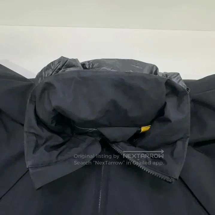 Moncler Moncler Logo Print Hooded Zip Mid. Size US S / EU 44-46 / 1 - 1 Thumbnail