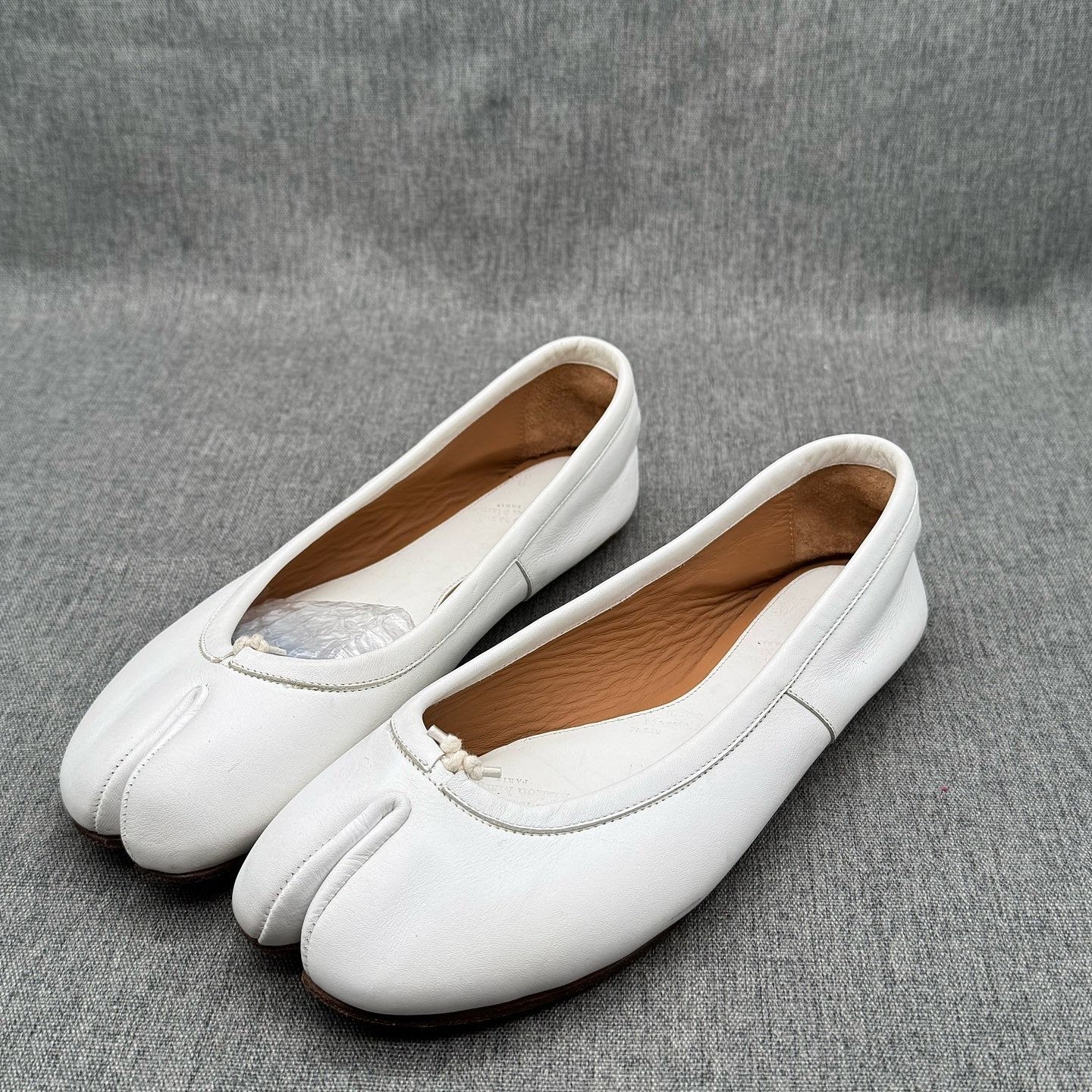 Maison Margiela Maison Margiela Tabi Flats Size 36.5 Size US 6.5 / IT 36.5 - 1 Thumbnail