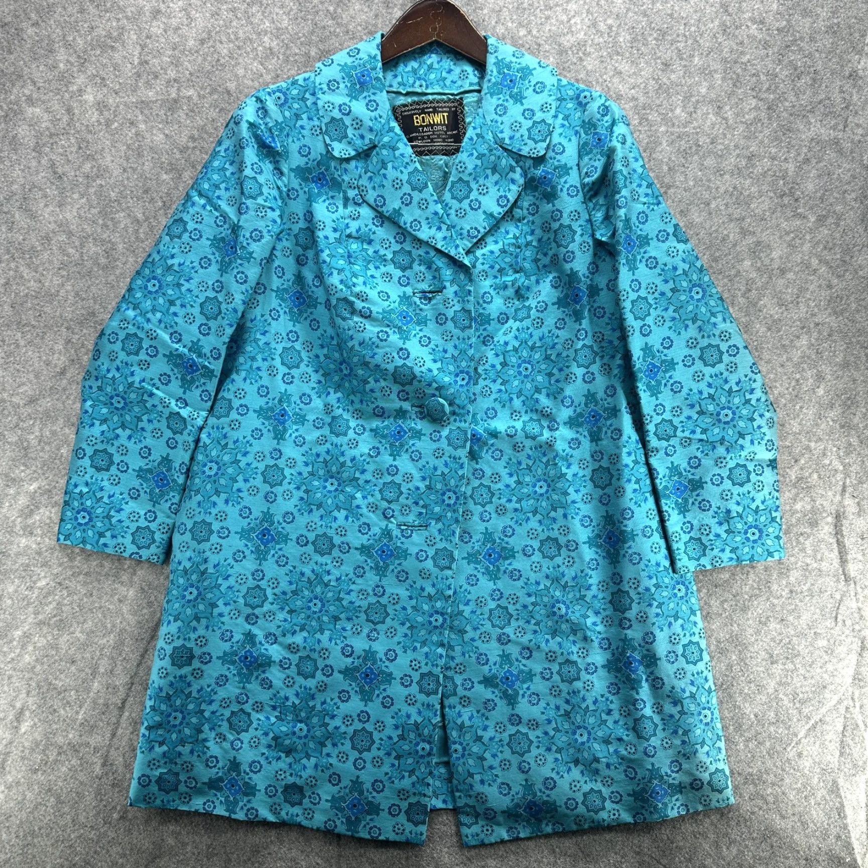 Vintage VINTAGE Bonwit Tailors Coat Womens M Turquoise Blue Floral Brocade 60s Overcoat Silk Lined Button Front Notched Collar Pockets Size M / US 6-8 / IT 42-44 - 2 Thumbnail