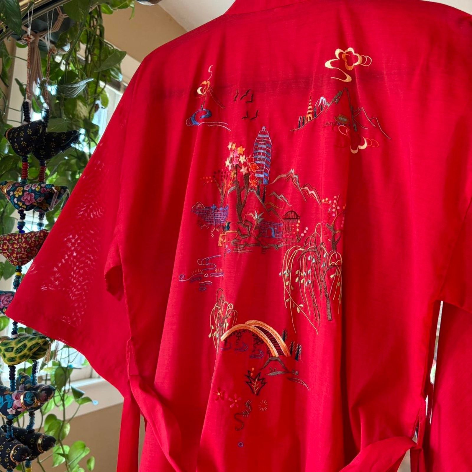 Vintage Vintage Hand Embroidered Chinese Red Belted Robe Medium Size M / US 6-8 / IT 42-44 - 4 Thumbnail