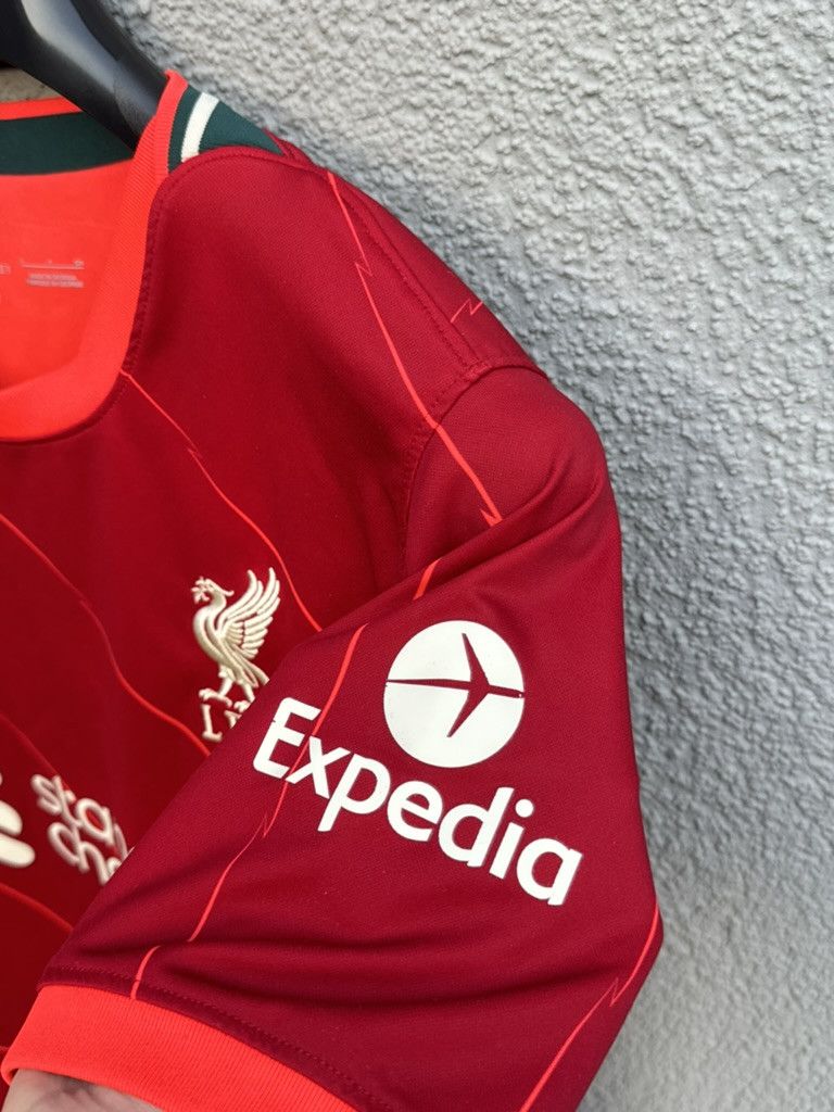 Nike LIVERPOOL 2020 2021 HOME FOOTBALL SHIRT SOCCER JERSEY NIKE Size US S / EU 44-46 / 1 - 5 Thumbnail