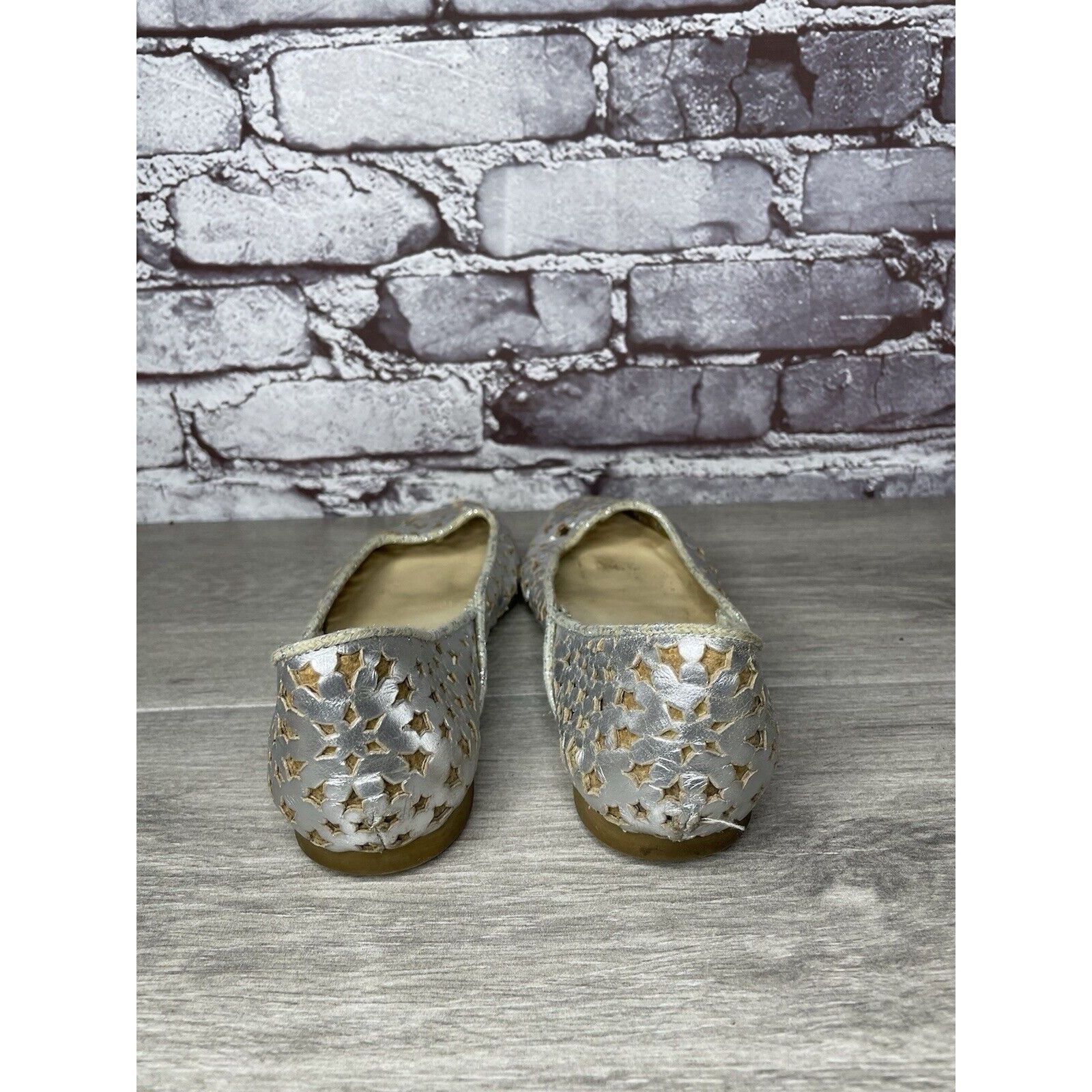 Jimmy Choo Jimmy Choo Metallic Silver Leather Cut Out Loafer Flats Wome Size US 7 / IT 37 - 4 Thumbnail