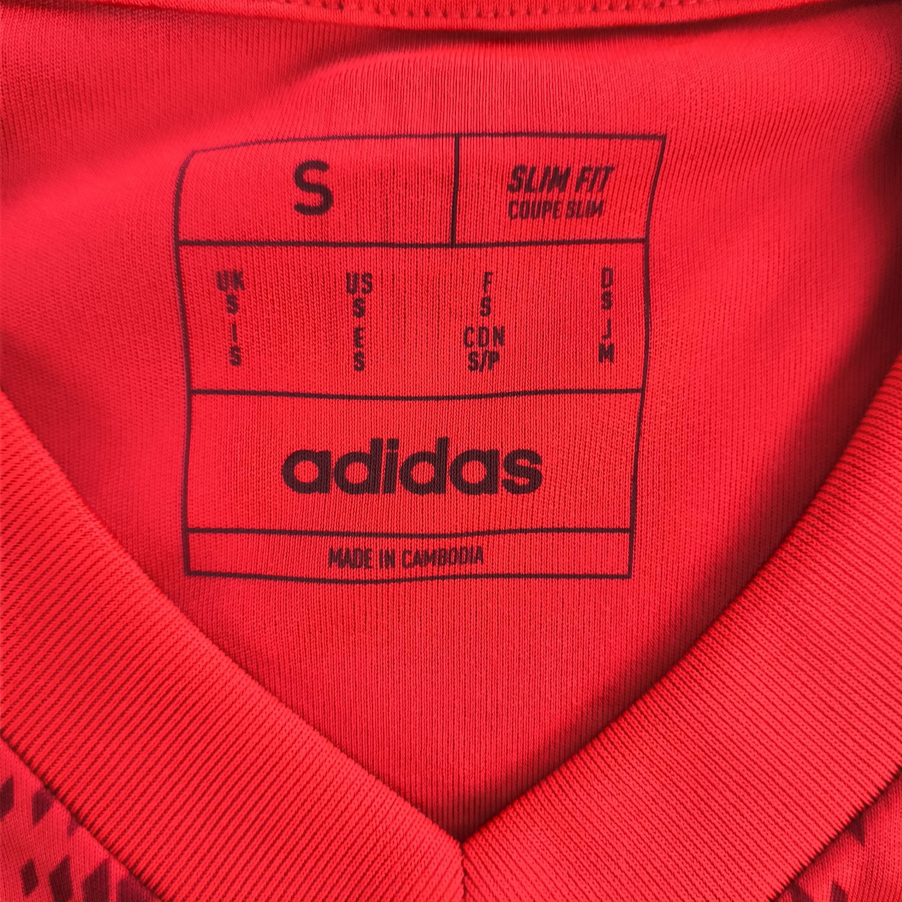 Adidas Bayern Munich 2024-25 Adidas home football jersey size S Size US S / EU 44-46 / 1 - 5 Thumbnail