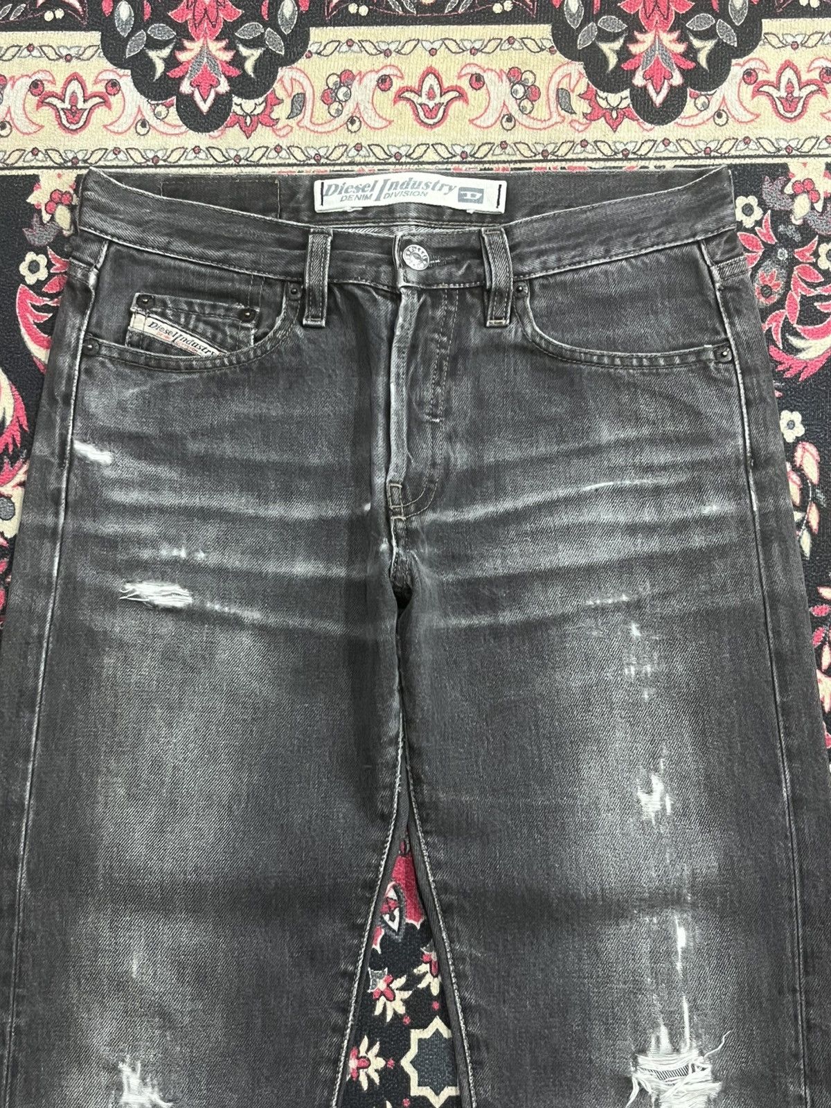 Diesel Vintage Diesel Industry Buttonfly Distressed Whisker Jeans Size 26" / US 2 / IT 38 - 4 Thumbnail