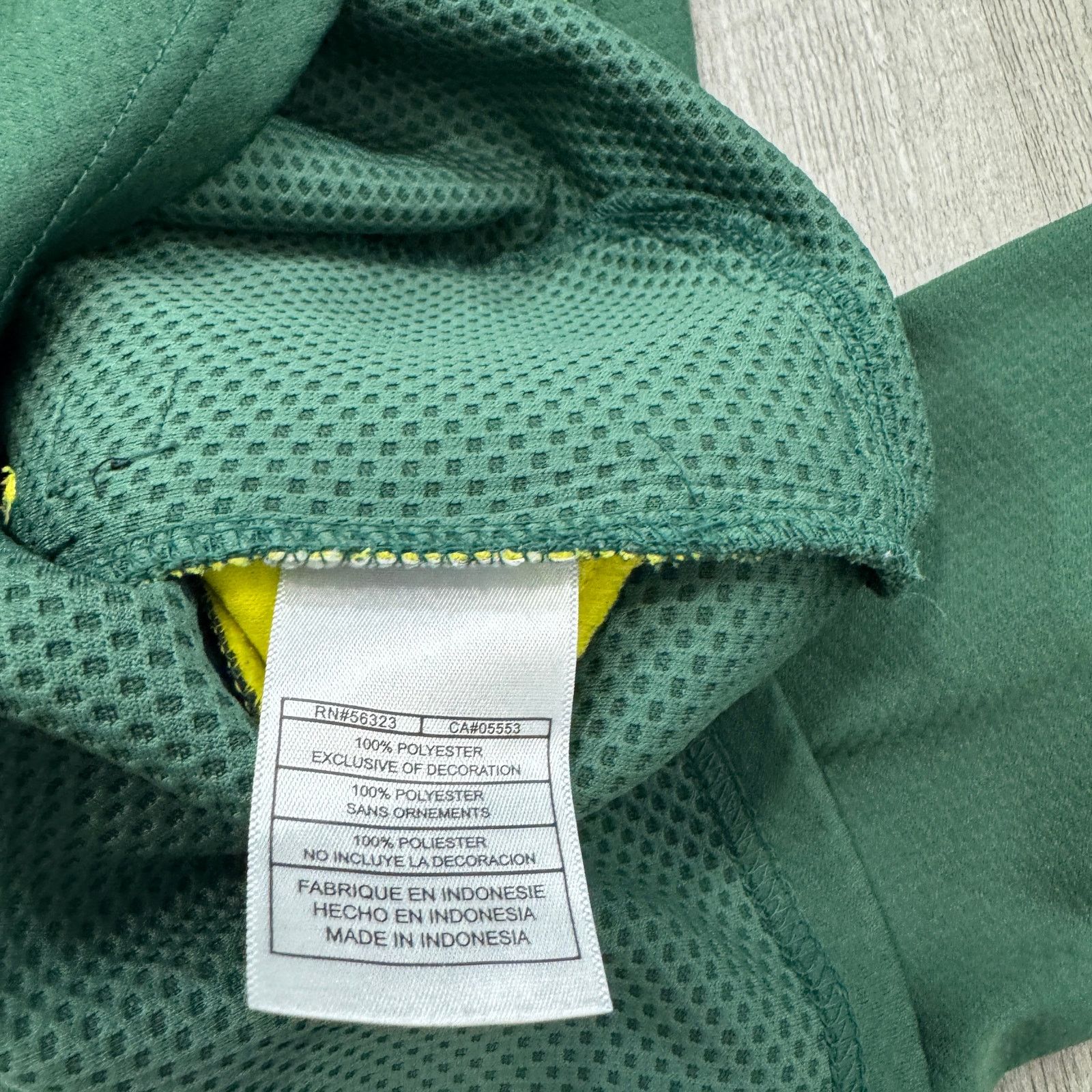 Nike Vintage Nike Oregon Ducks 1/4 Zip Pullover Men's Small Size US S / EU 44-46 / 1 - 6 Thumbnail