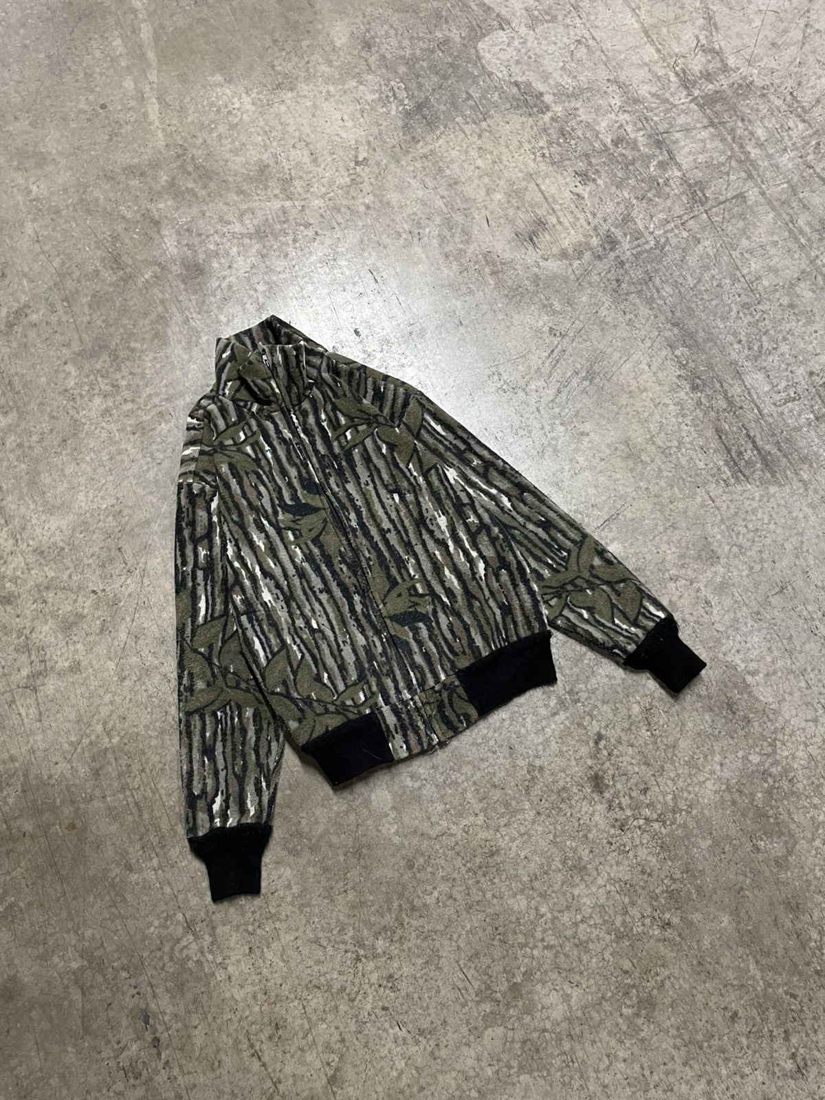 Realtree × Vintage Realtree camo vintage fleece zip up jacket hype rare Size US L / EU 52-54 / 3 - 2 Thumbnail
