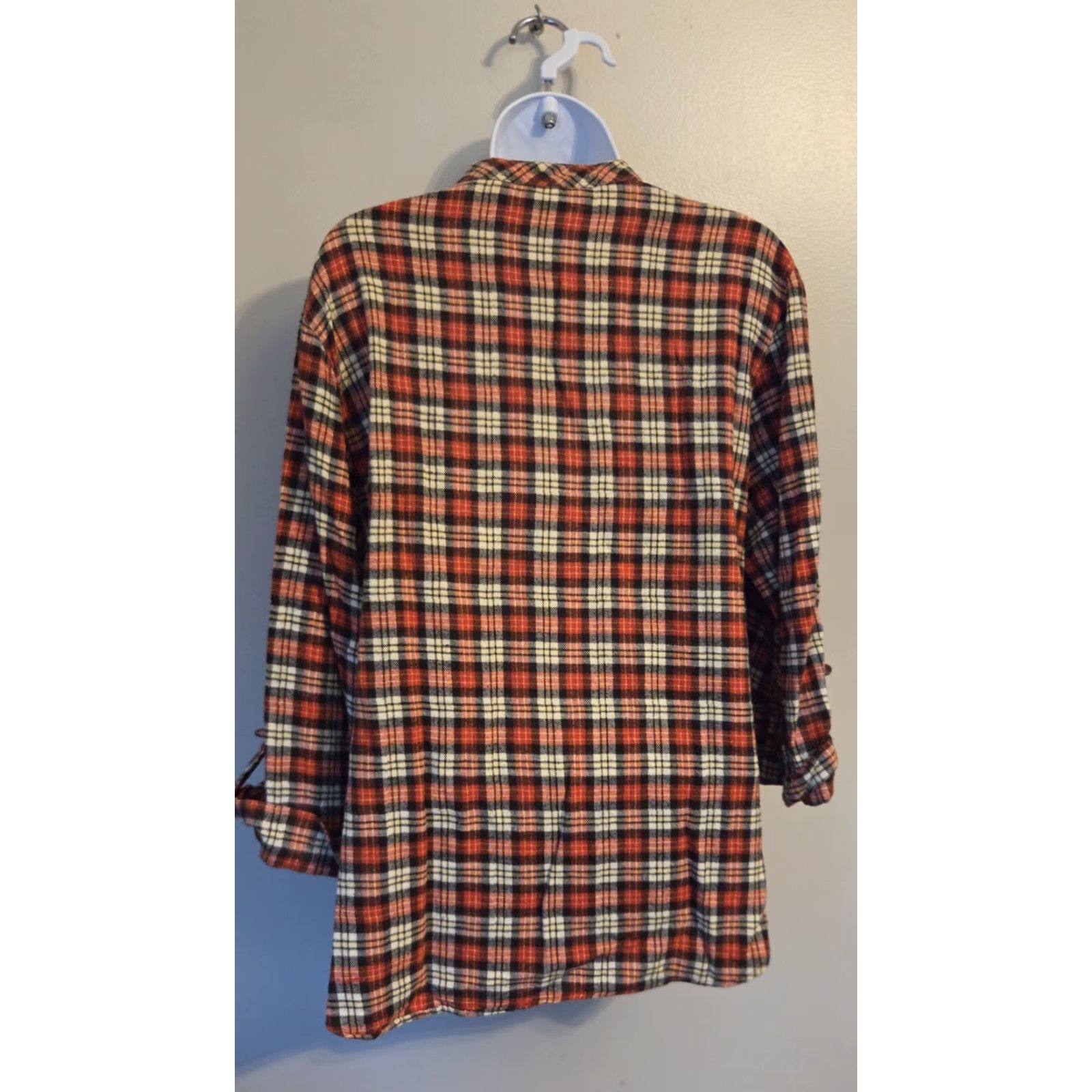 Vintage VINTAGE Coruss Collarless Plaid Flannel Shirt Button L Red Black Unisex Adults 3/4 Sleeve, Cotton, Button-Up, Casual, Vintage, 90s, Shirt, Mens Womens Size US L / EU 52-54 / 3 - 3 Thumbnail
