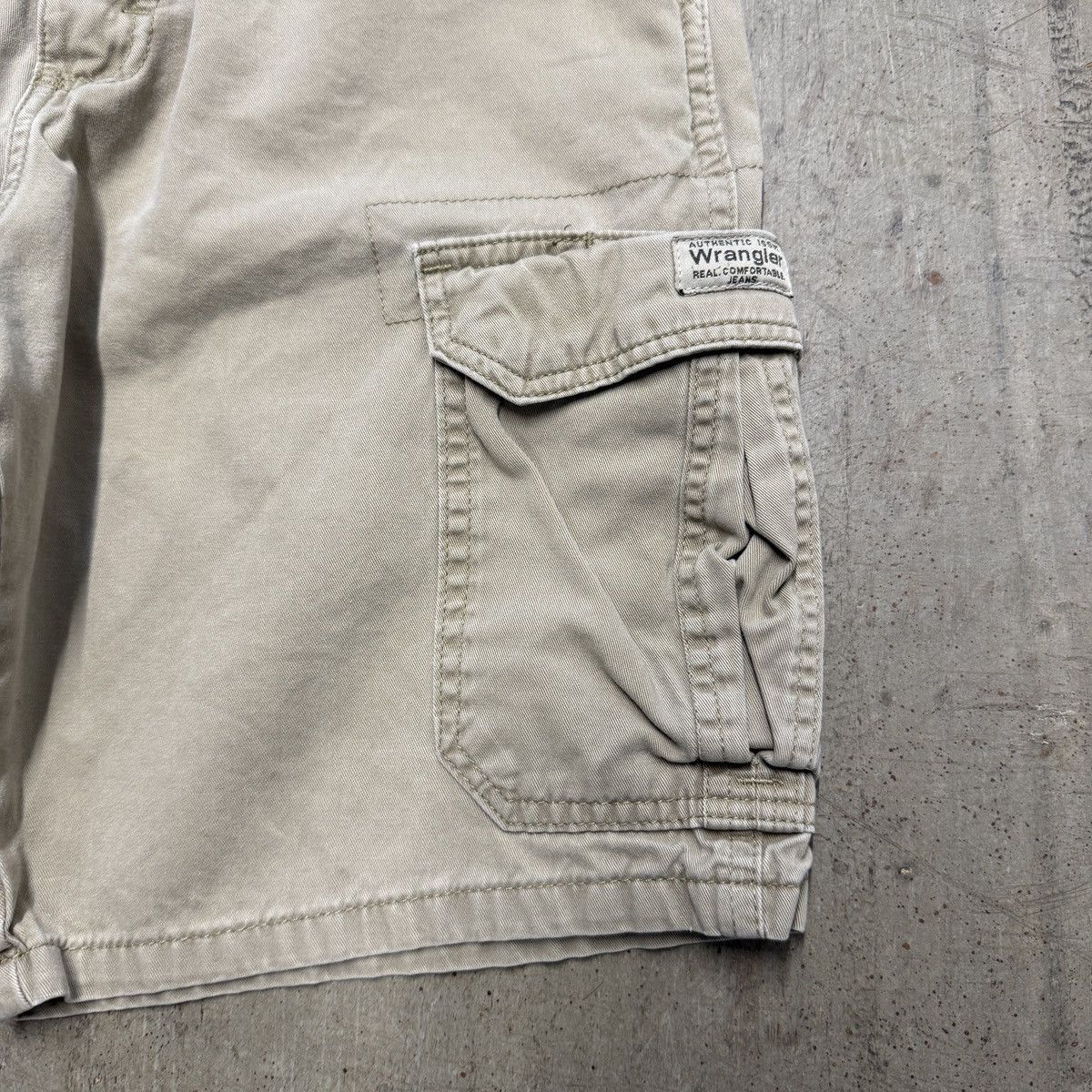 Wrangler Wrangler Baggy Wide Leg Cargo Cream Skater Shorts Mens W30 Size US 30 / EU 46 - 3 Thumbnail