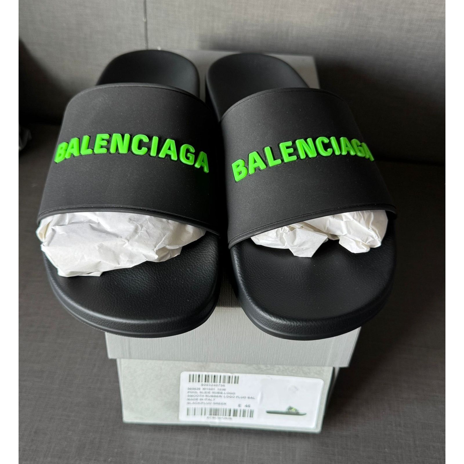 Balenciaga o1alis0126 Smooth Rubber Logo Pool Slide Slipper Black Size US 13 / EU 46 - 1 Thumbnail