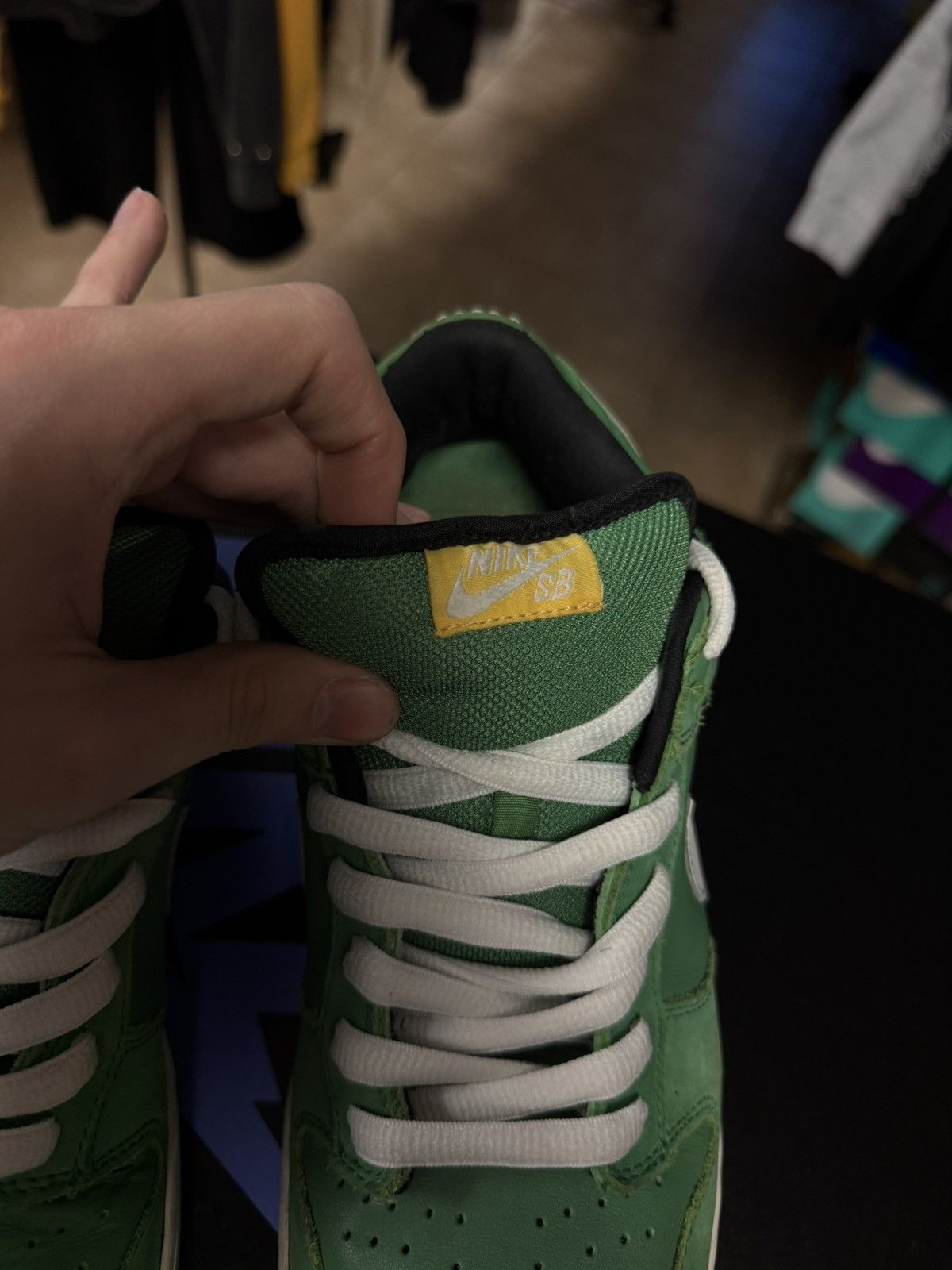 Nike Size 11 - Nike SB Dunk Low Pro Taxi Series - Tokyo 2006 Size US 11 / EU 44 - 7 Thumbnail