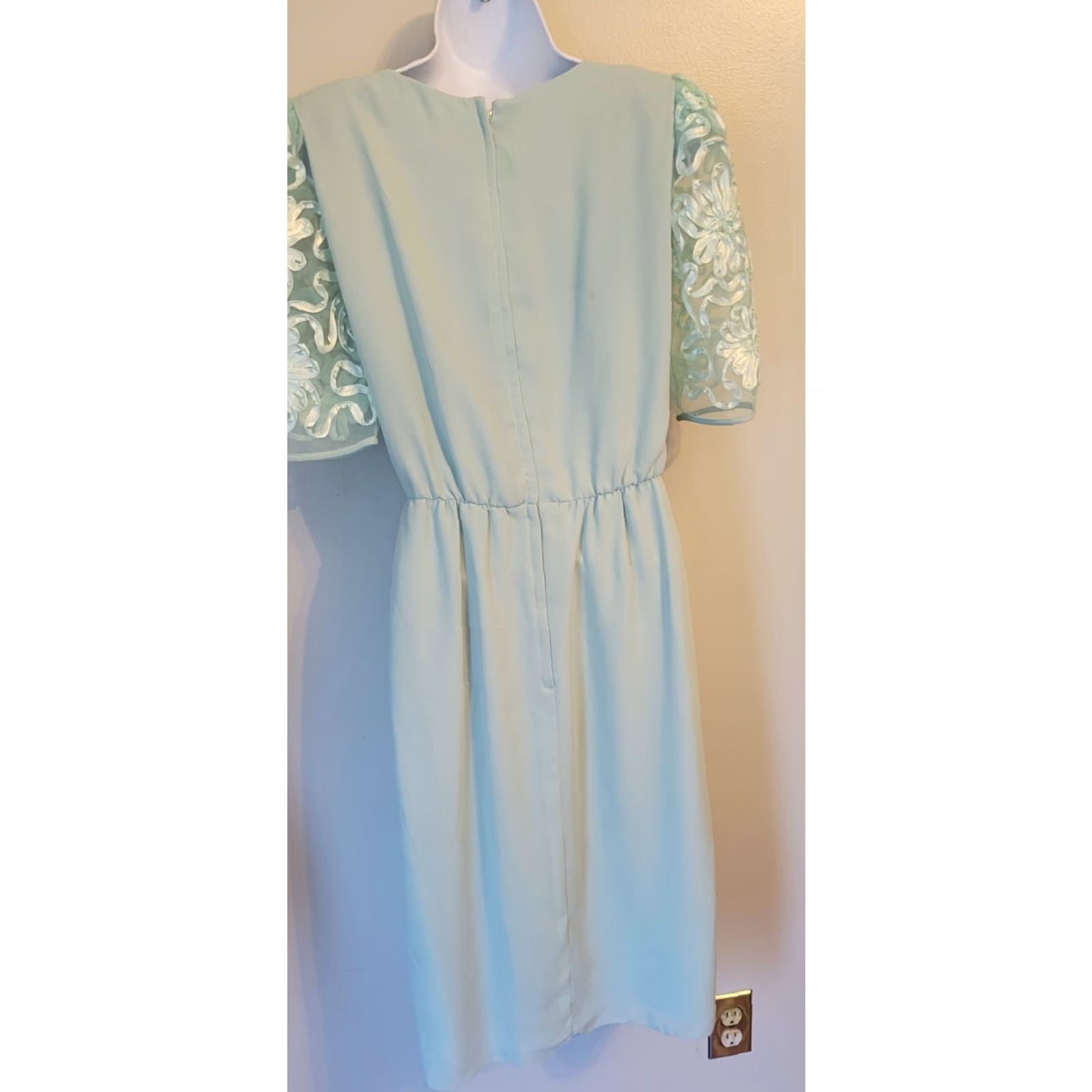 Vintage VINTAGE Miss Elliette Dress Green 8 New Wave Party Sleeves Embellished Sheer Polyester 1980s Womens Size M / US 6-8 / IT 42-44 - 4 Thumbnail