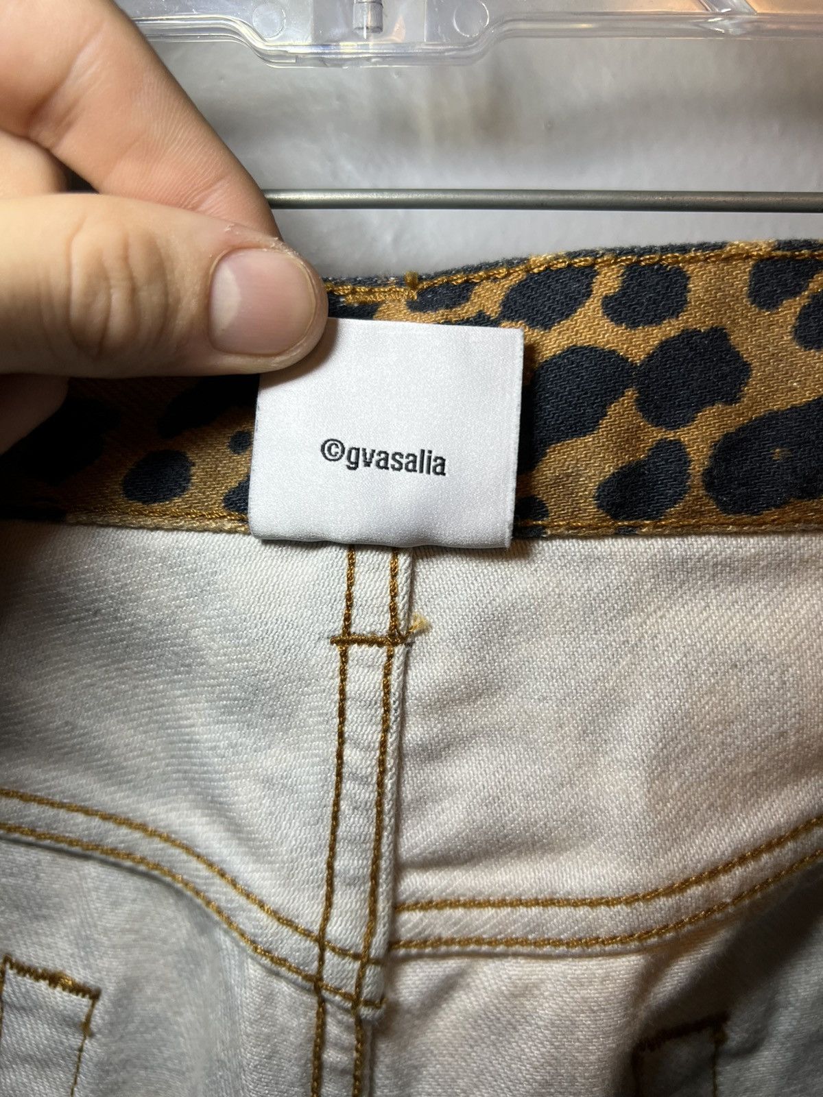 Vetements Vetements leopard print slim denim shorts Size US 34 / EU 50 - 4 Thumbnail