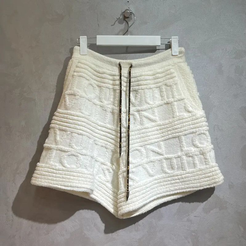 Louis Vuitton Louis Vuitton Cream Cotton Women's Shorts 0089 Size 23" - 1 Thumbnail