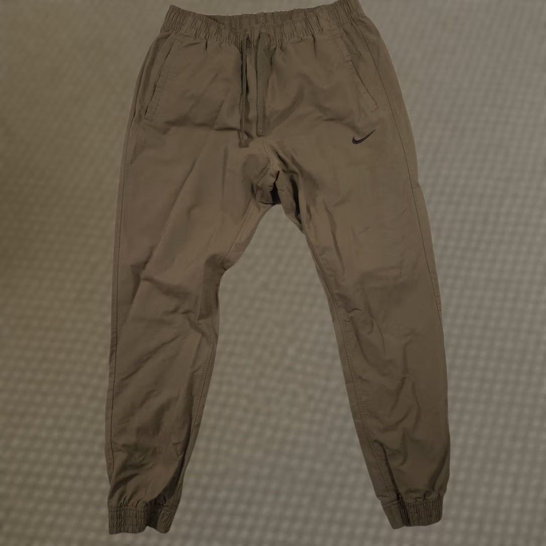 Nike Nike Womens Large Green Woven Joggers Elastic Waist Swoosh Athletic Casual Pants Size 36" / US 14 / IT 50 - 1 Thumbnail
