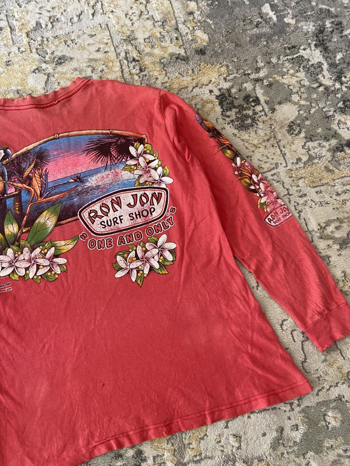Ron Jon Surf Shop VINTAGE RON JON SURF ONE AND ONLY LONGSLEEVE Size US M / EU 48-50 / 2 - 3 Thumbnail